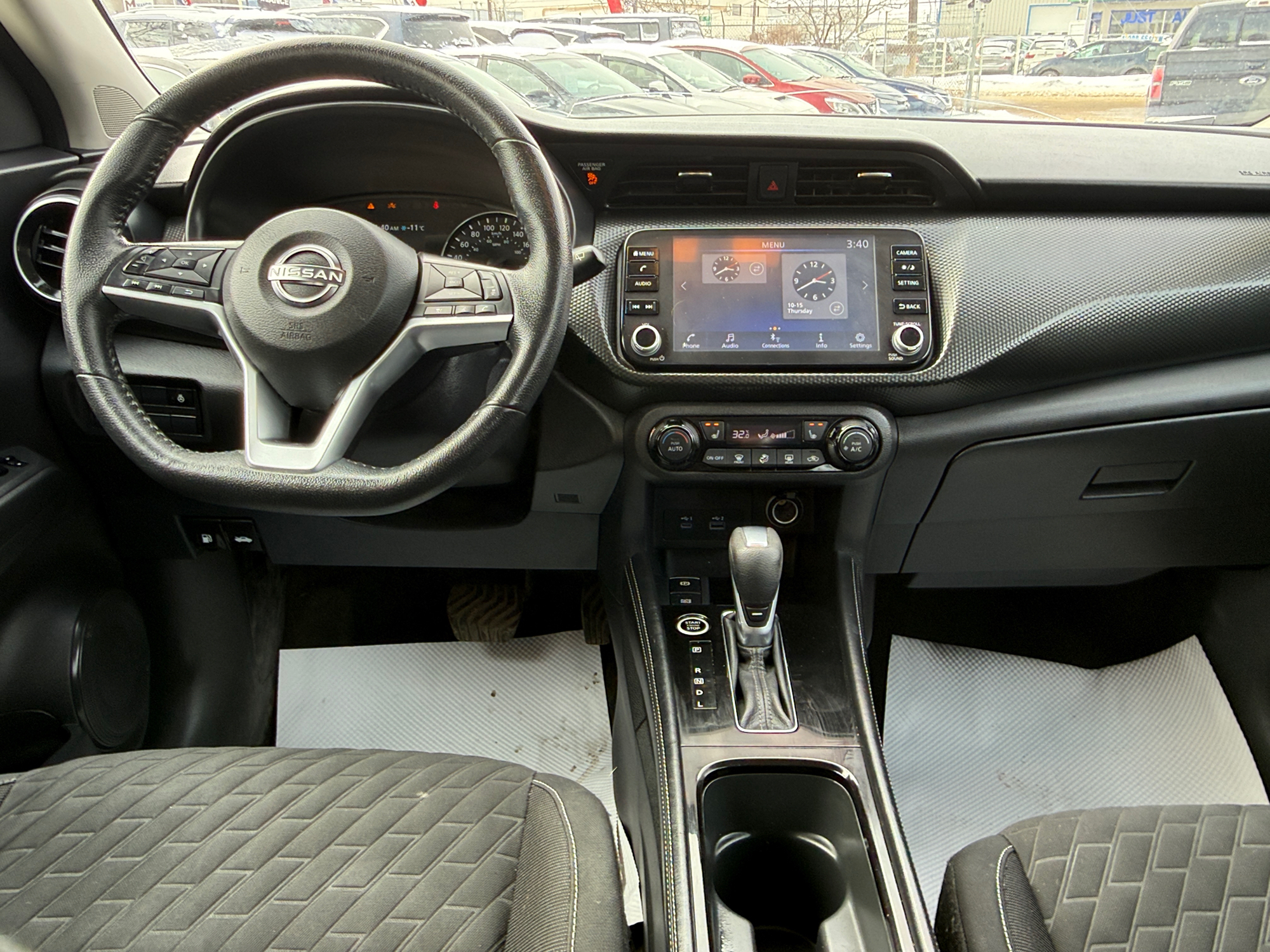 2022 Nissan Kicks SV - photo 4