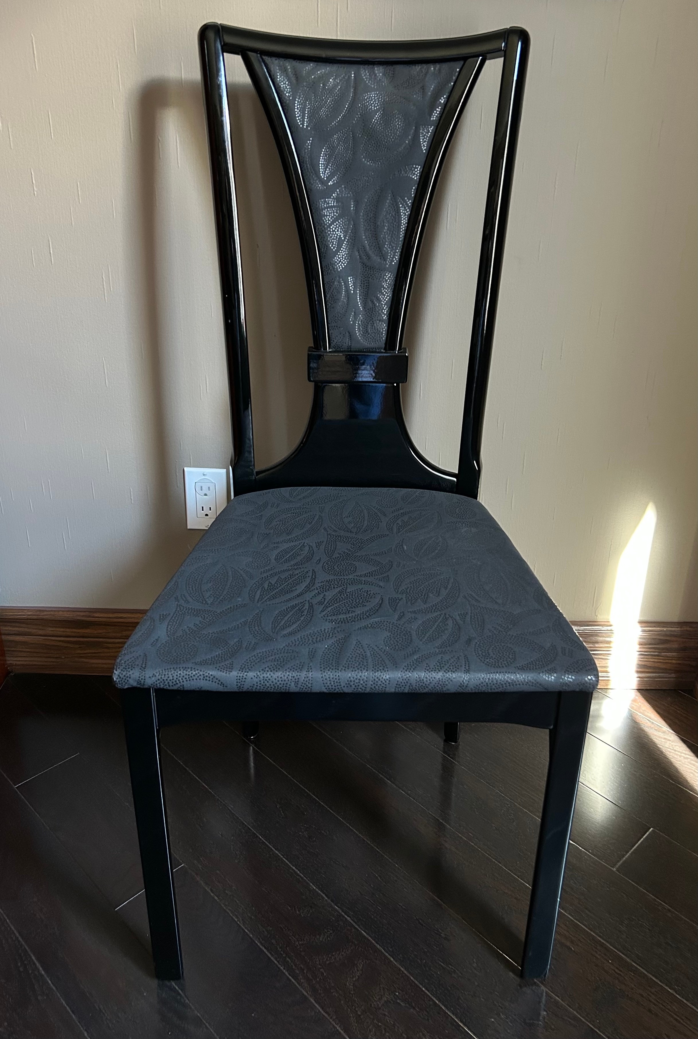 11-Piece Dining Room Set (Table, Chairs, Hutch & Buffet) - photo 4