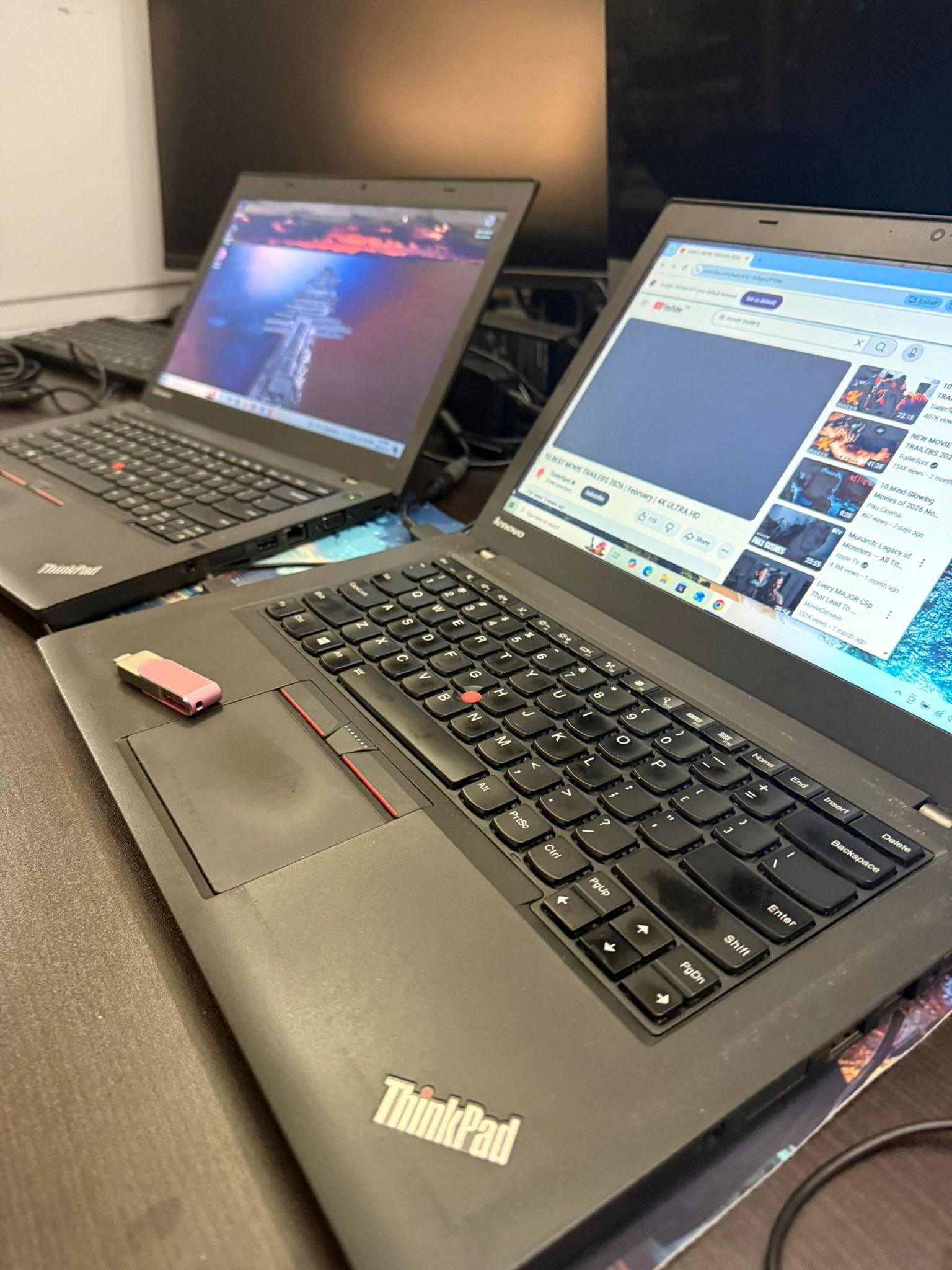 Lenovo Laptop - photo 3