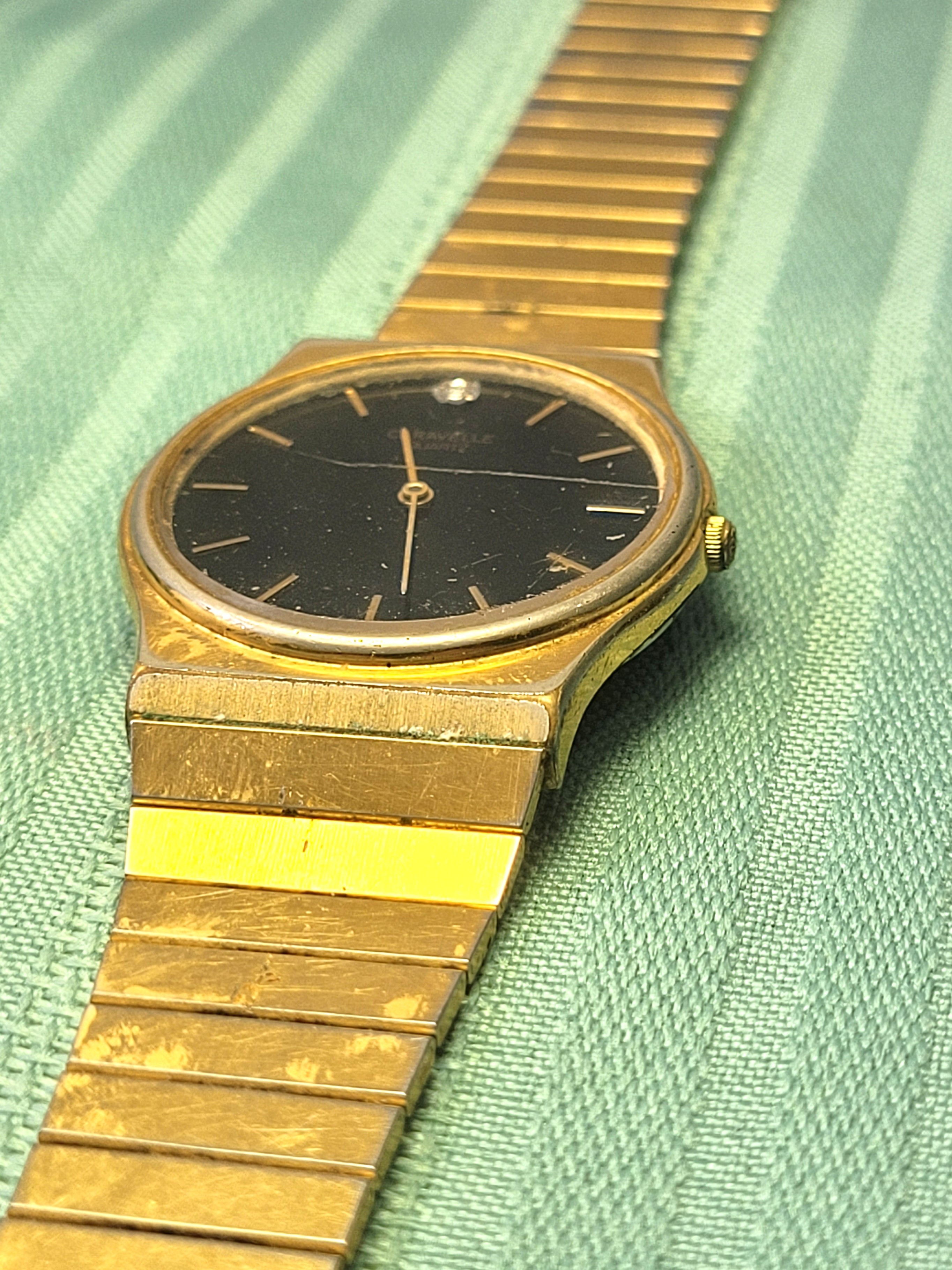 1989 Bulova Diamond Watch New Battery 30mm Black Dial - photo 2