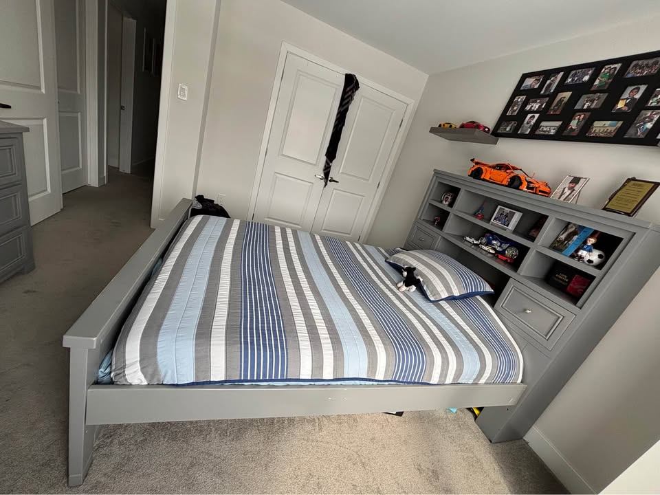 Full/Double Bedroom Set with Dresser & Mirror - photo 5