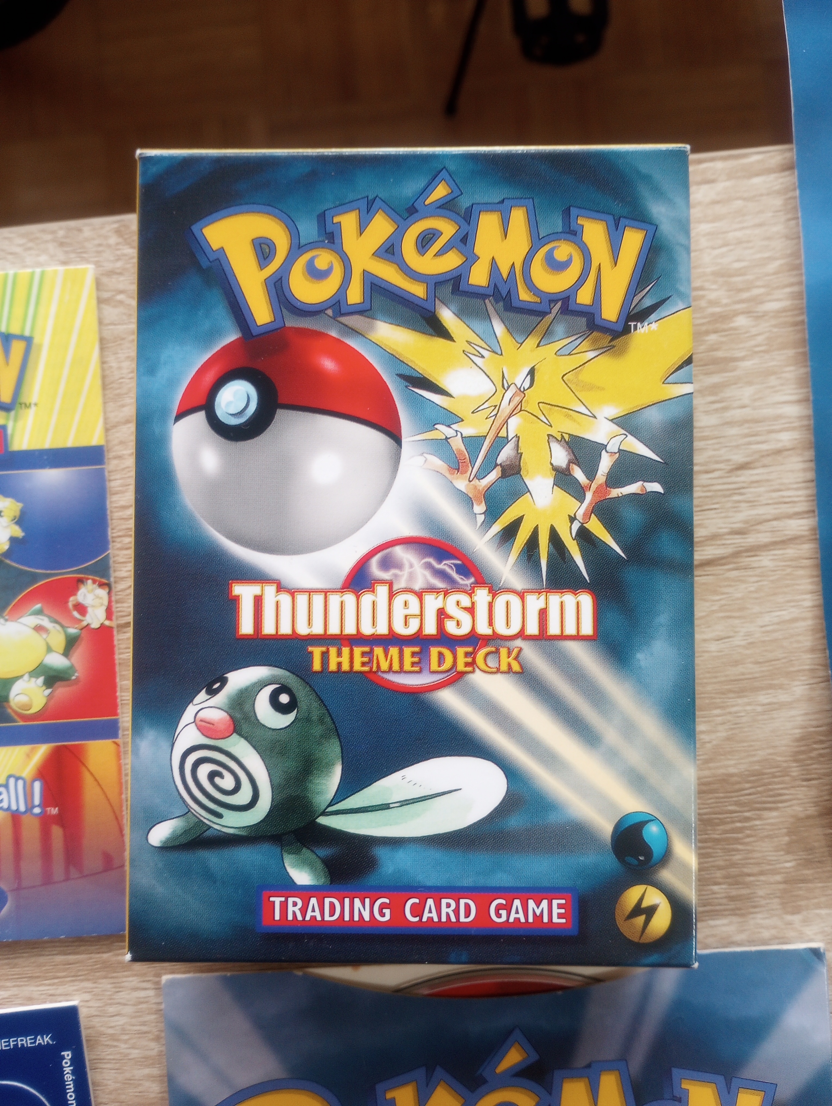 Pokemon Cards | Thunderstorm Gift Box (NO PACKS) - photo 4