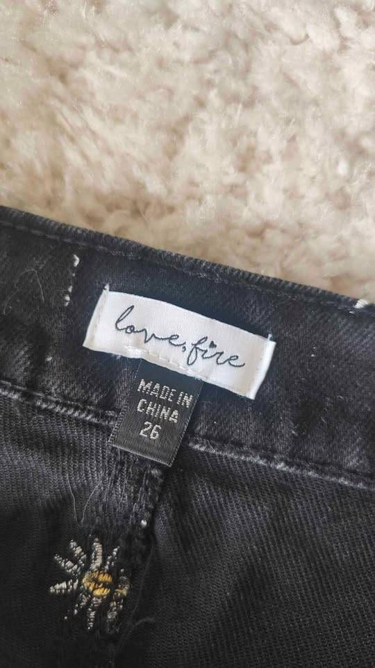 Black Daisy Shorts - Size 26/S - photo 2
