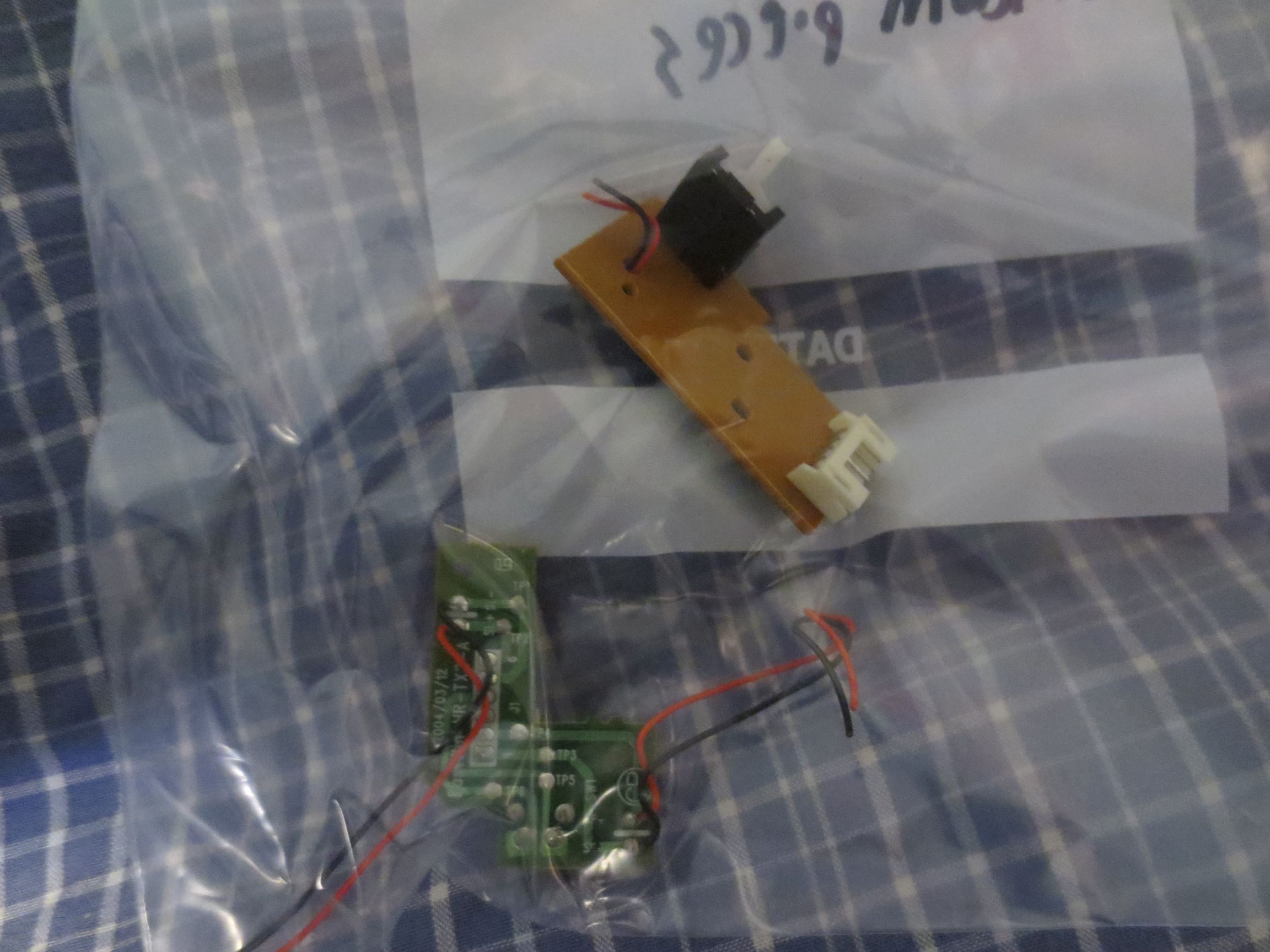 2 random dvd player parts