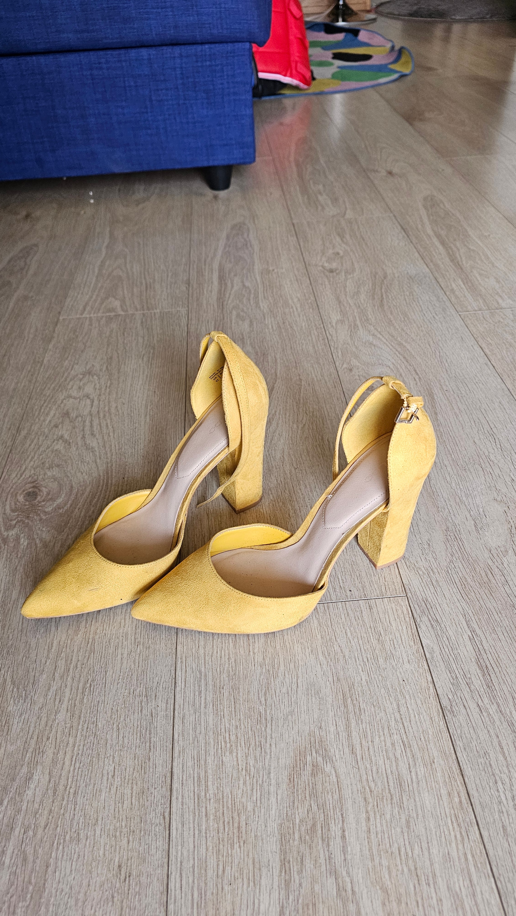 Yellow Suede ALDO Heels, Size 11 - photo 3