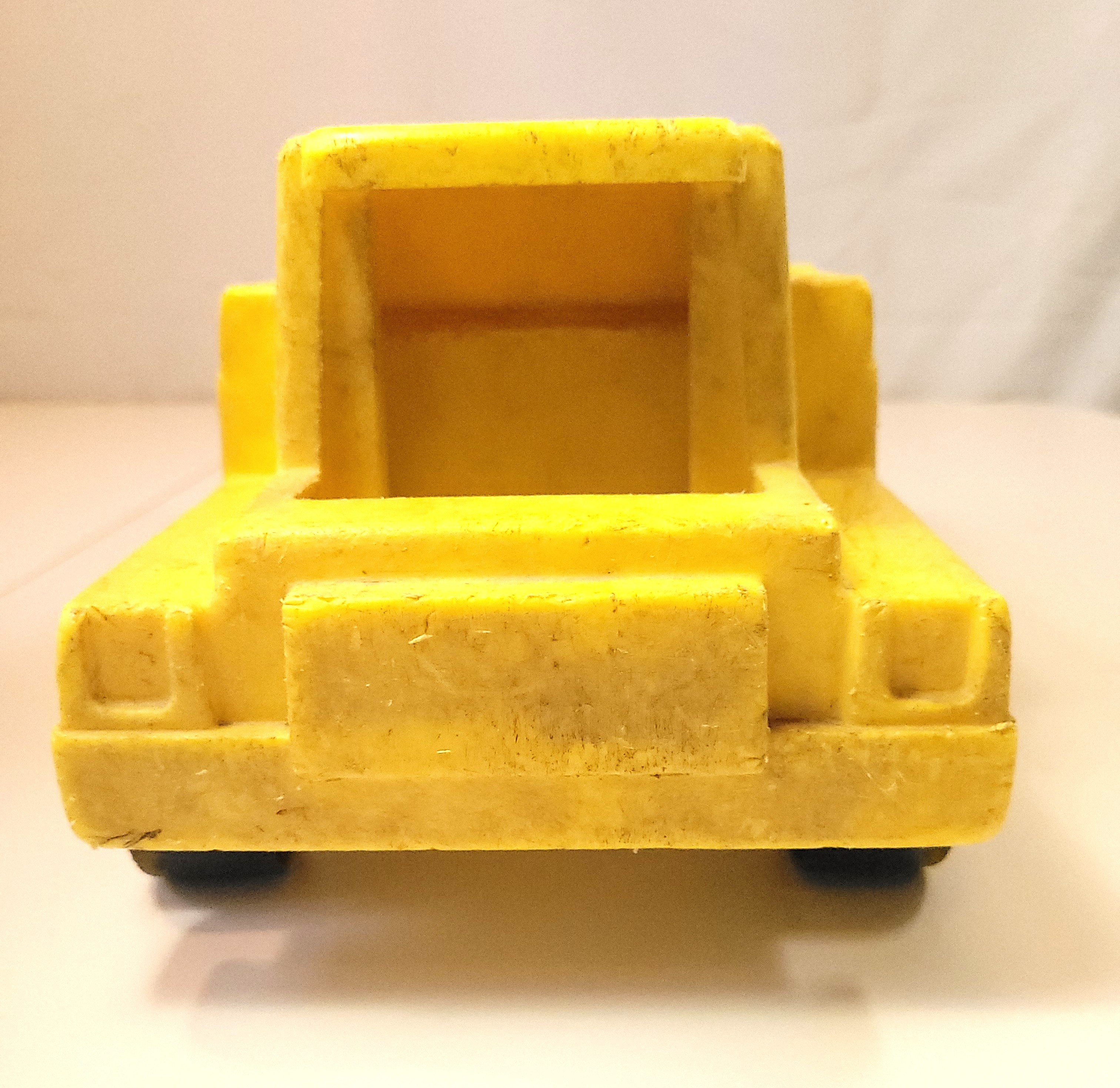 1971 Mattel Tuff Stuff Dump Truck Large 13" Yellow Toy Truck - photo 4