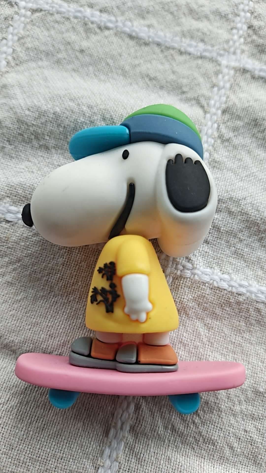 Cute Dog Figure on Skateboard - Decorative Toy