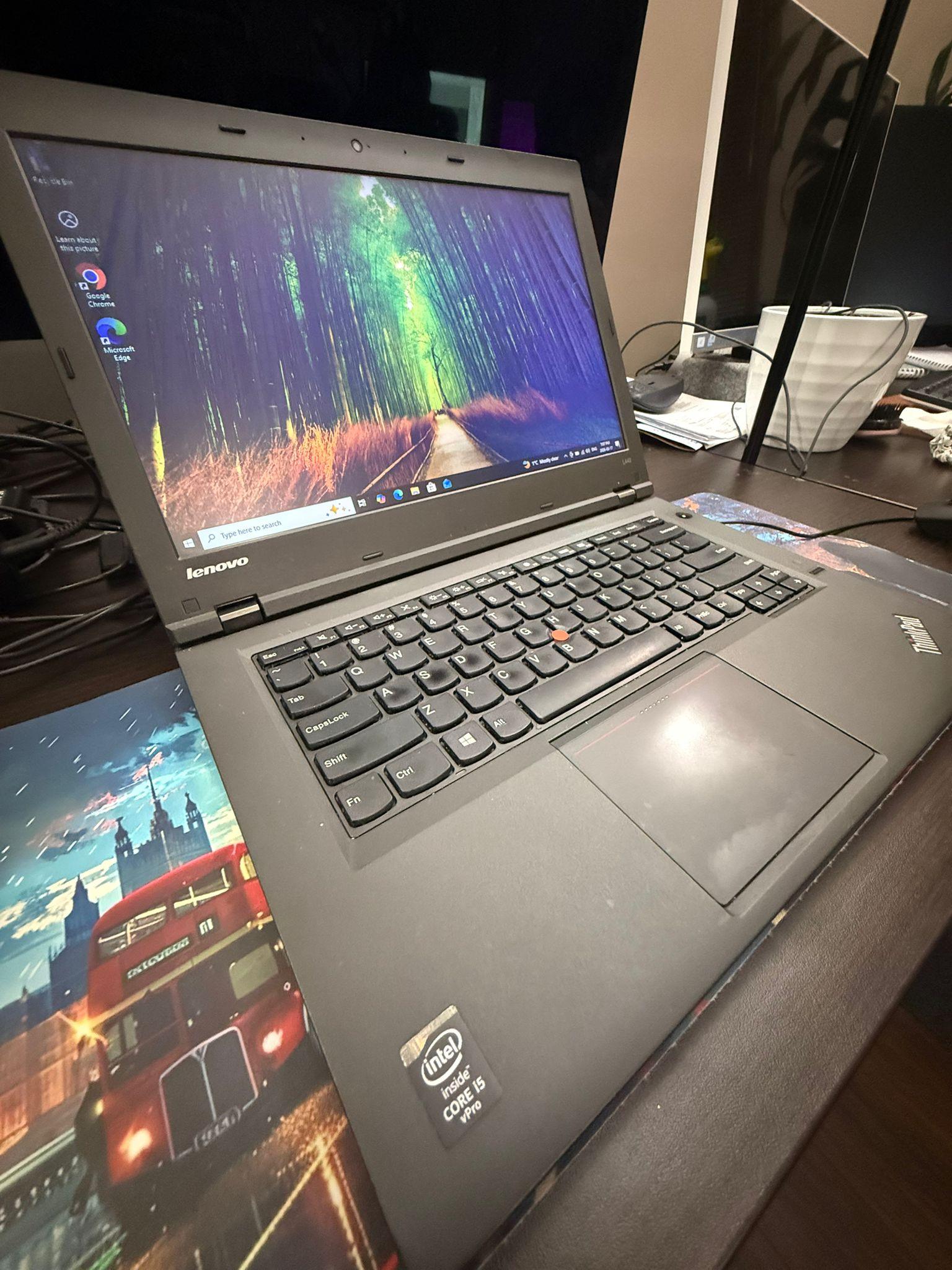 Lenovo Laptop - photo 3
