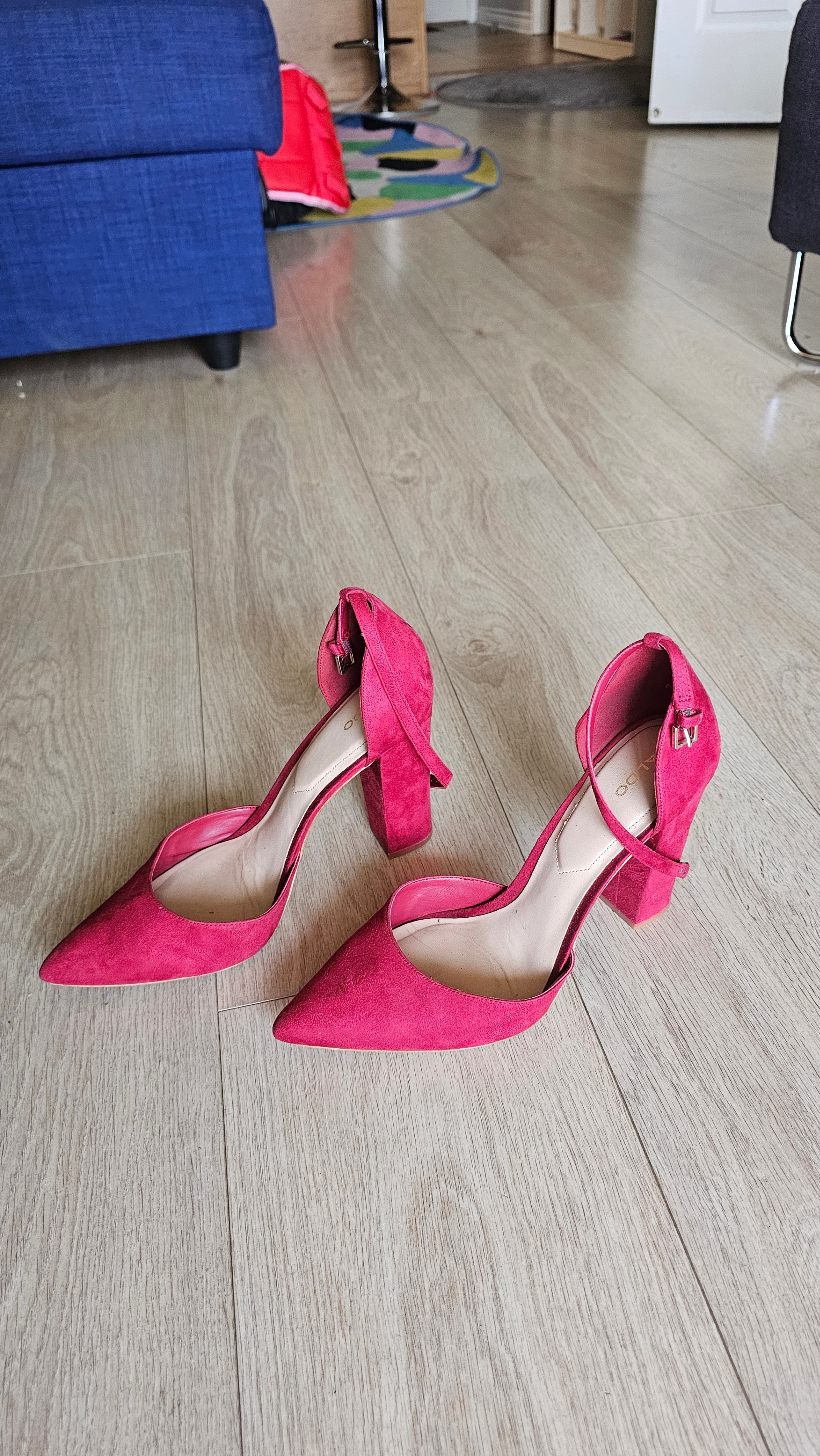 ALDO Red Suede Heels, Size 11 - photo 3