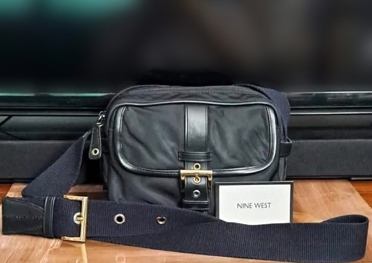 Nine West High-quality Rainproof Nylon Leather Trim CrossbodyBag