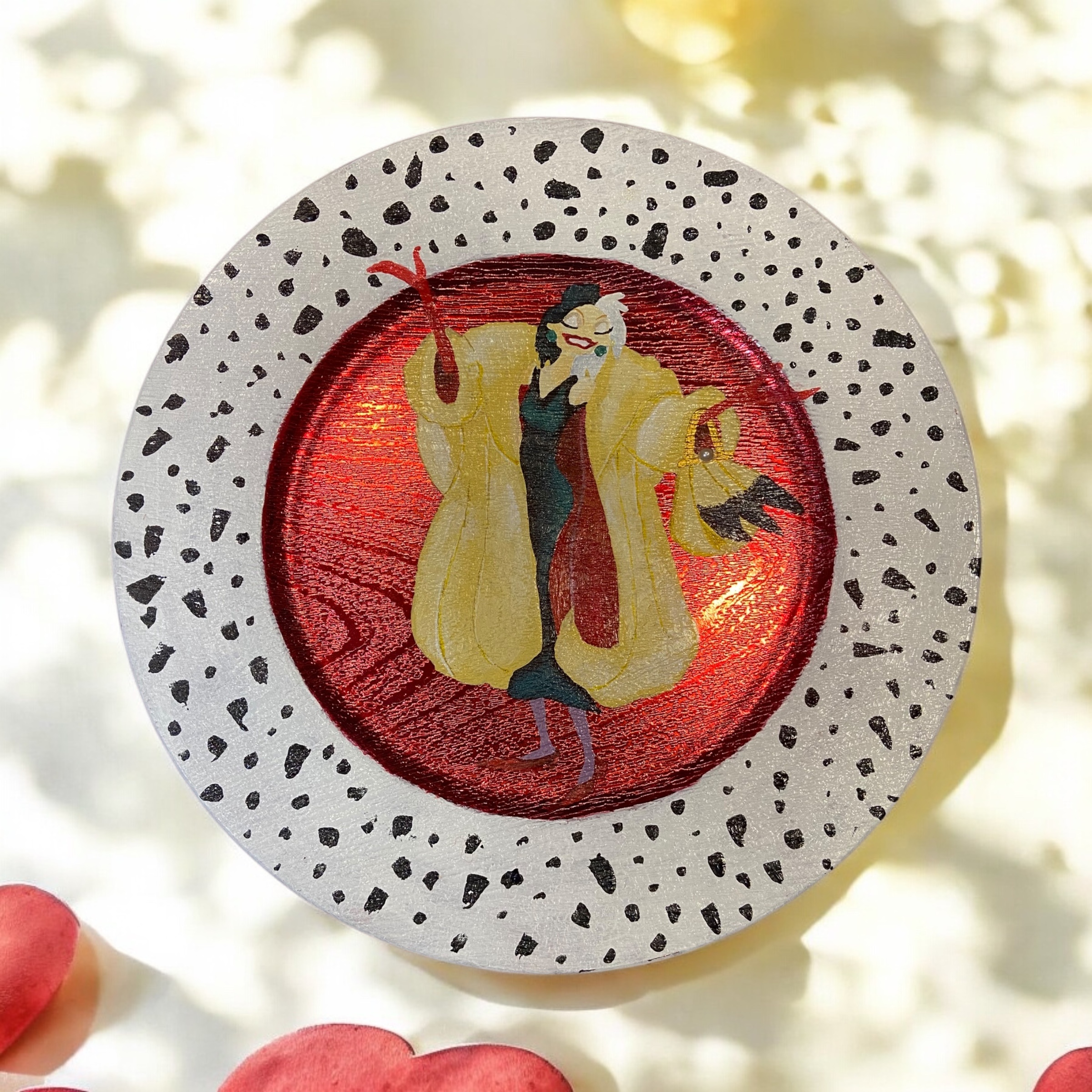 Hand Painted Cruella De Vil Decorative Plate - photo 4