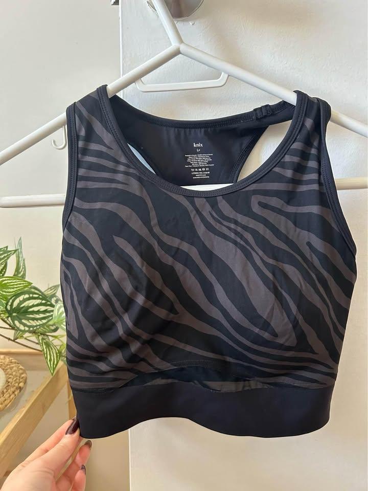 Knix sport bra Momenta Racerback- Zebra Print - Size L