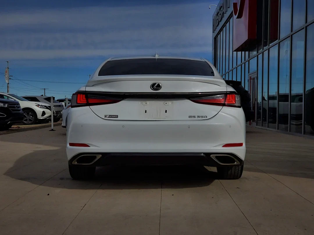 2020 Lexus ES 350 - photo 2