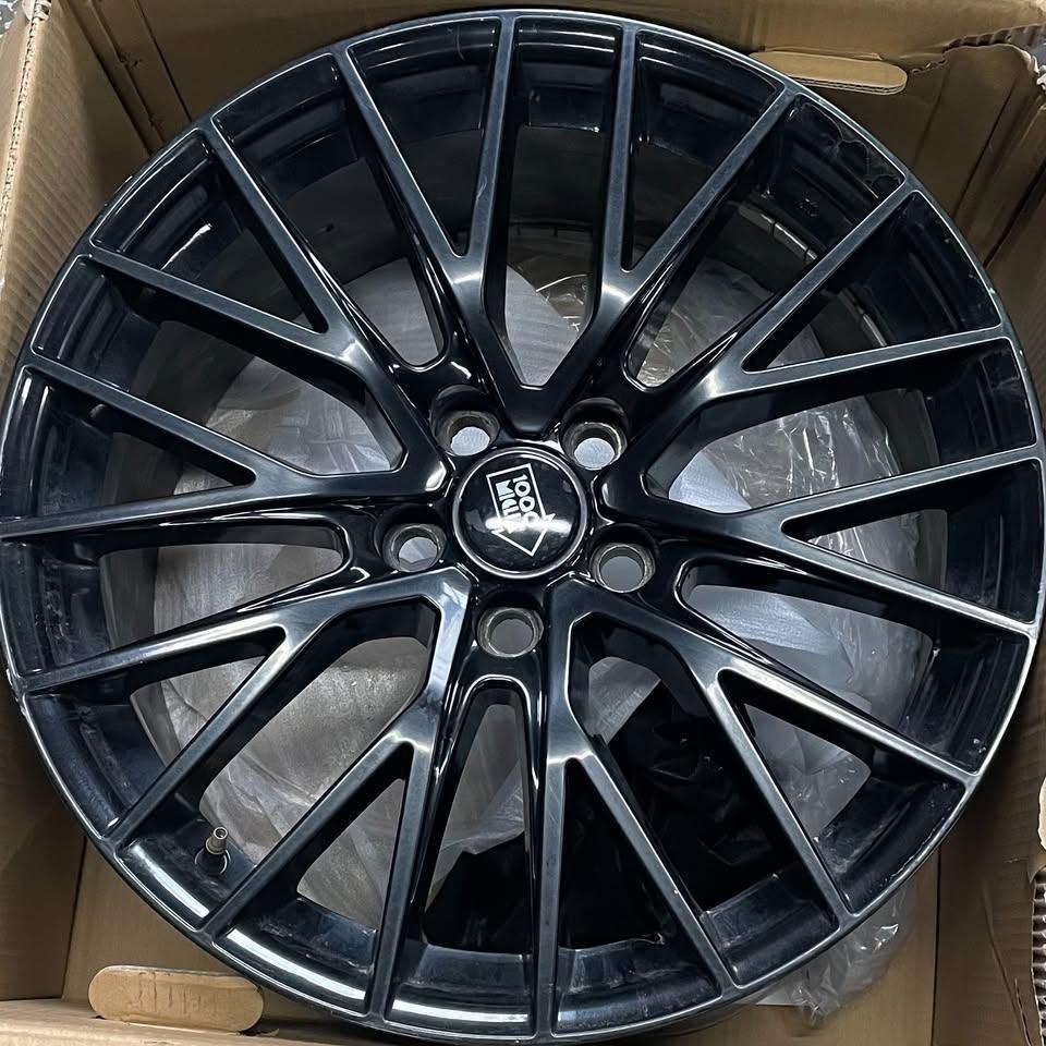 WHEELS CAME OFF OF A RANGE ROVER - photo 4