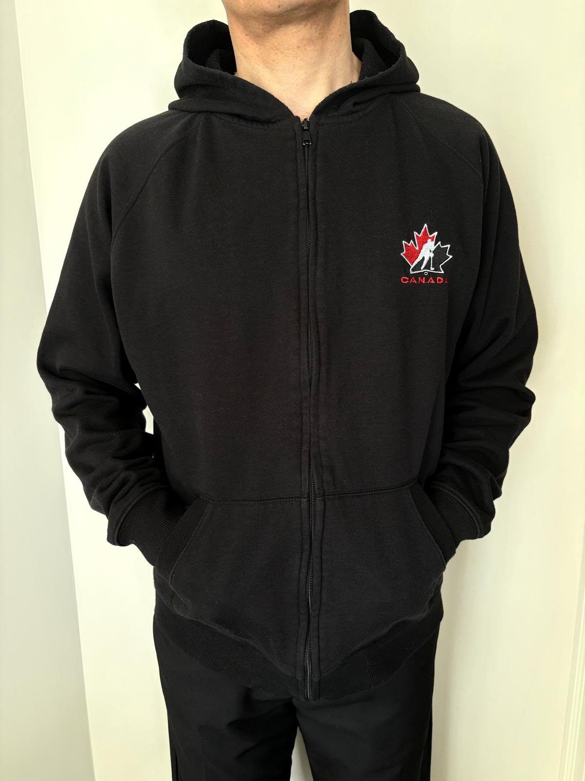 Original Hockey Canada Hoodie in Size Large - photo 2