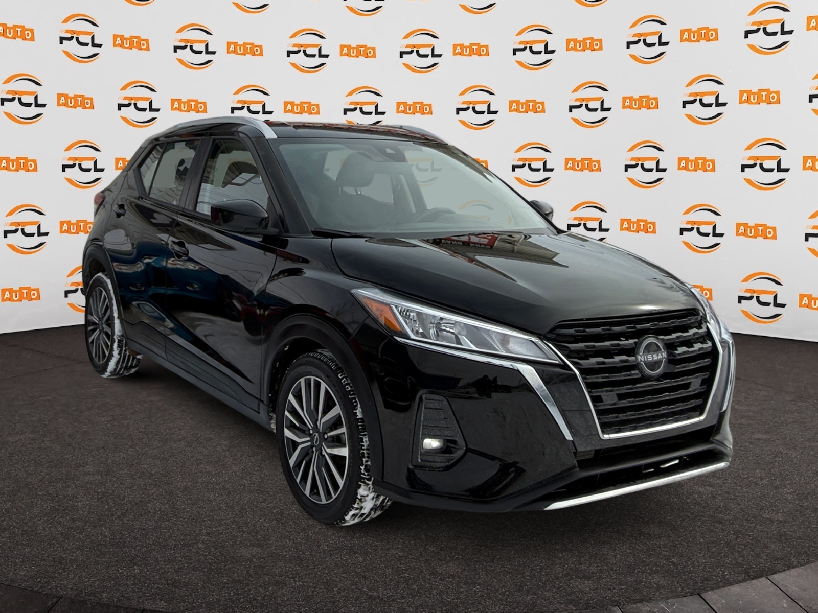 2022 Nissan Kicks SV
