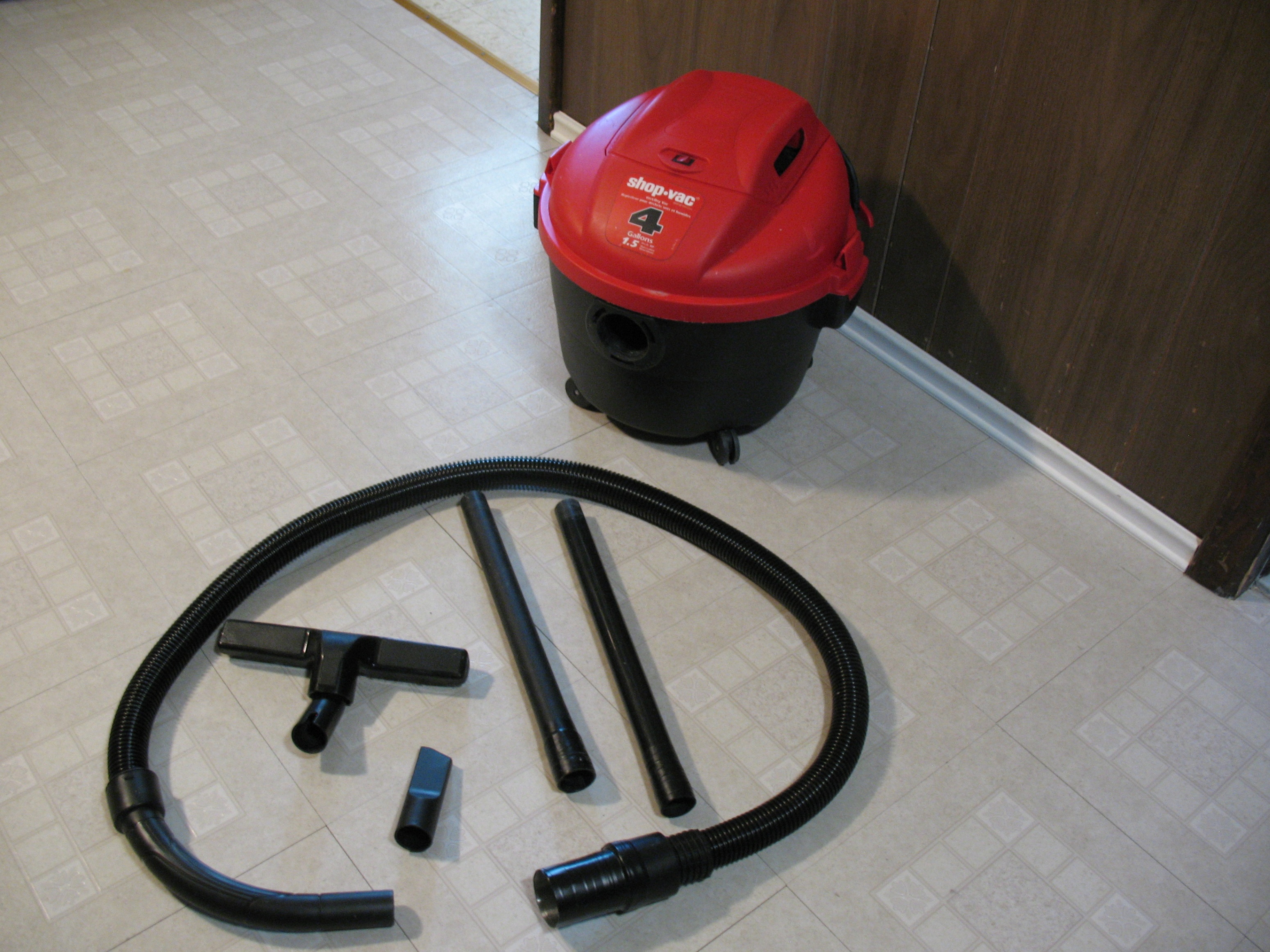 4 Gallon Wet/Dry Shop Vac