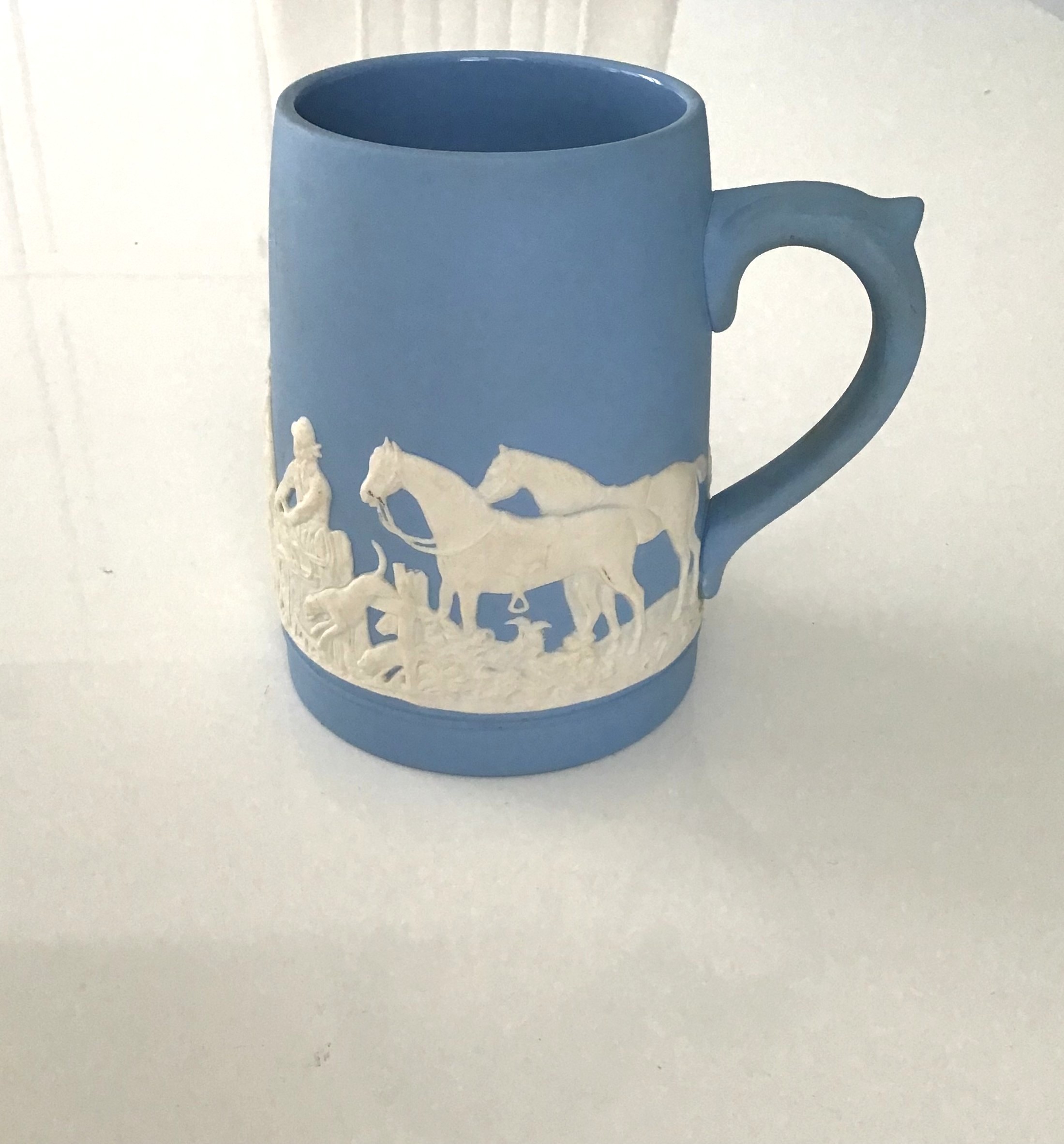 ENGLISH JASPER WARE MUG, WEDGWOOD BLUE AND WHITE - photo 2