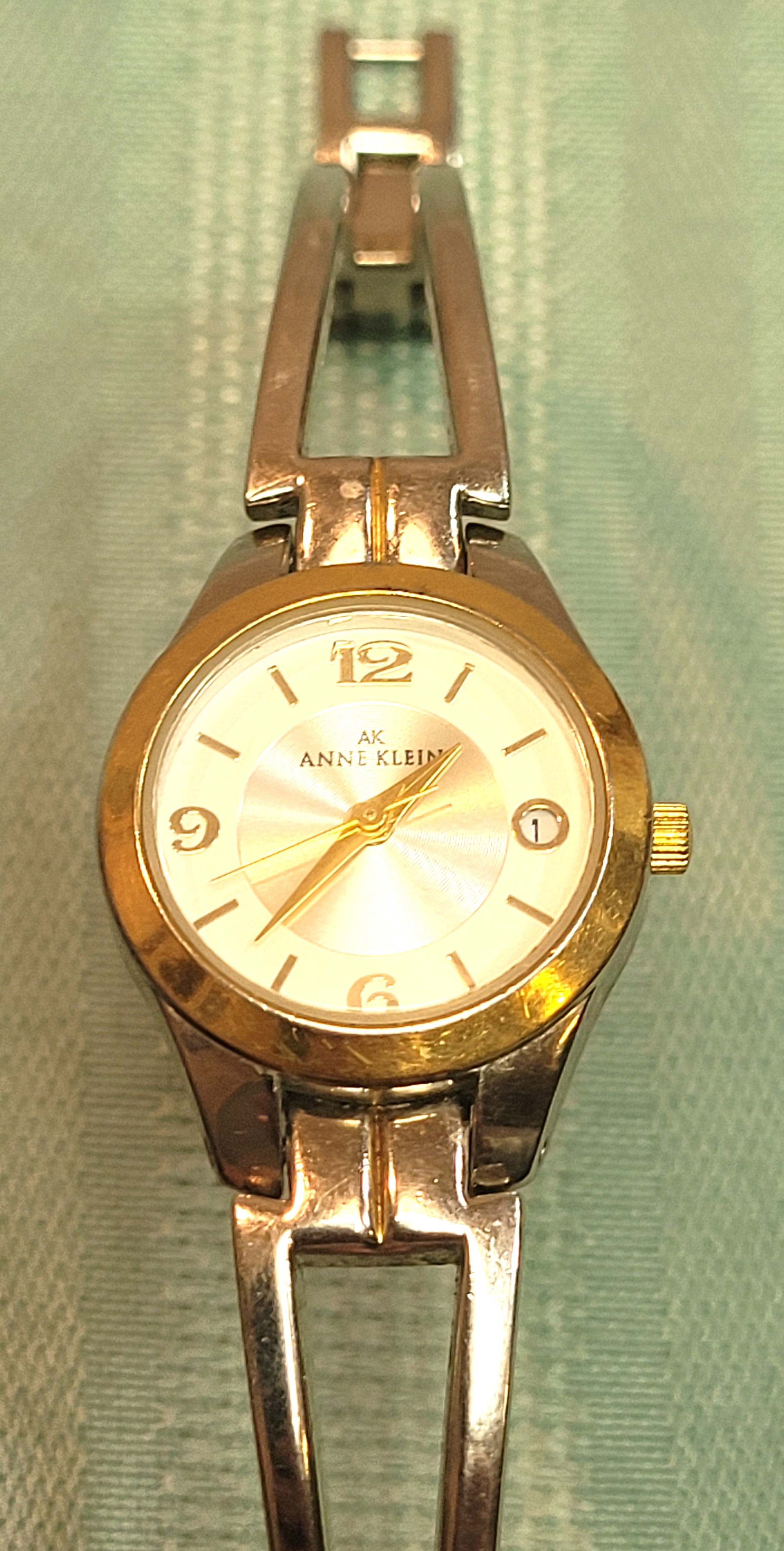 Anne Klein 10/7407GP Two-Tone Date Watch | New Battery Running | - photo 5