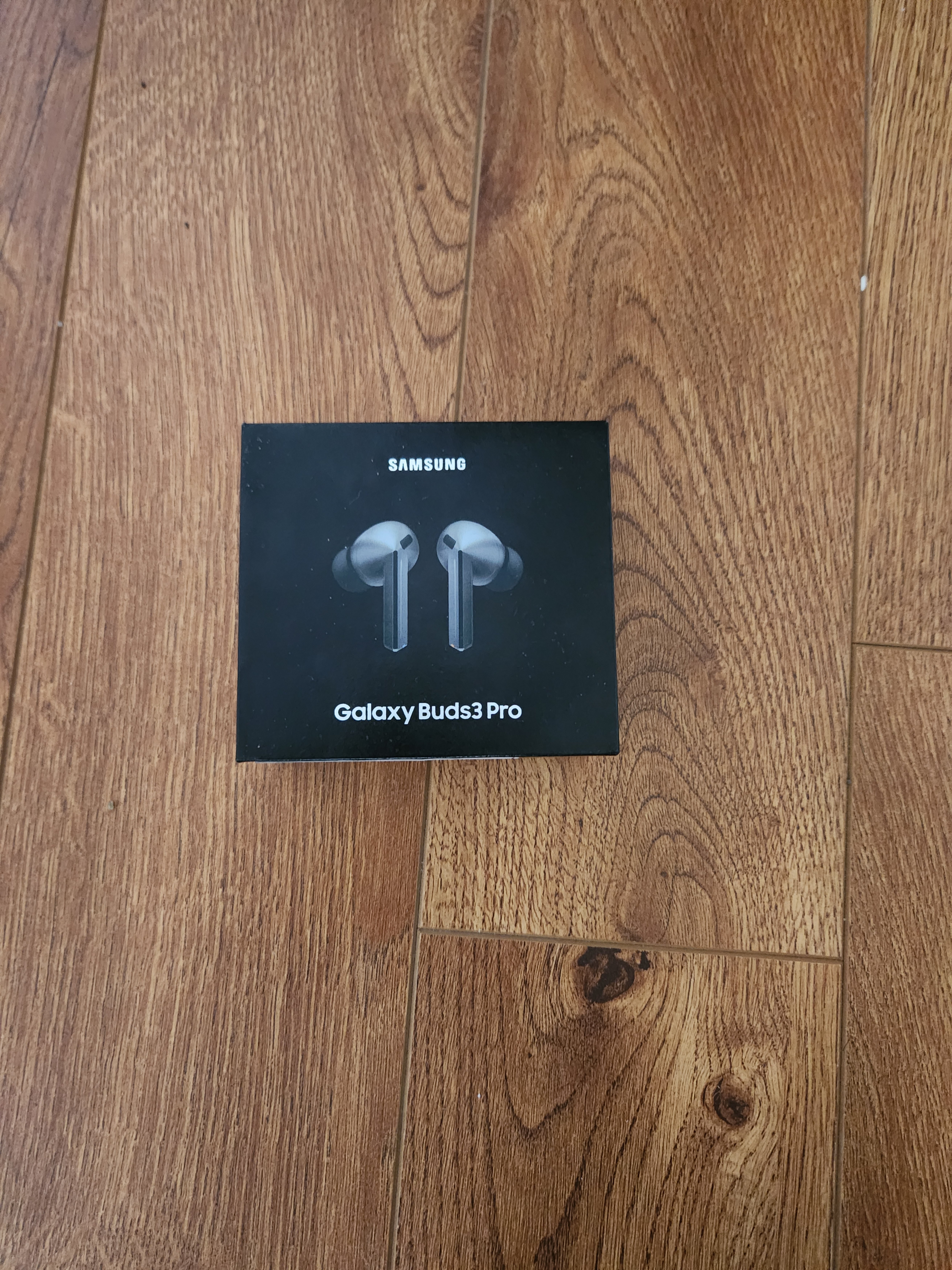 Samsung Galaxy Buds3 Pro - Like New! - photo 2