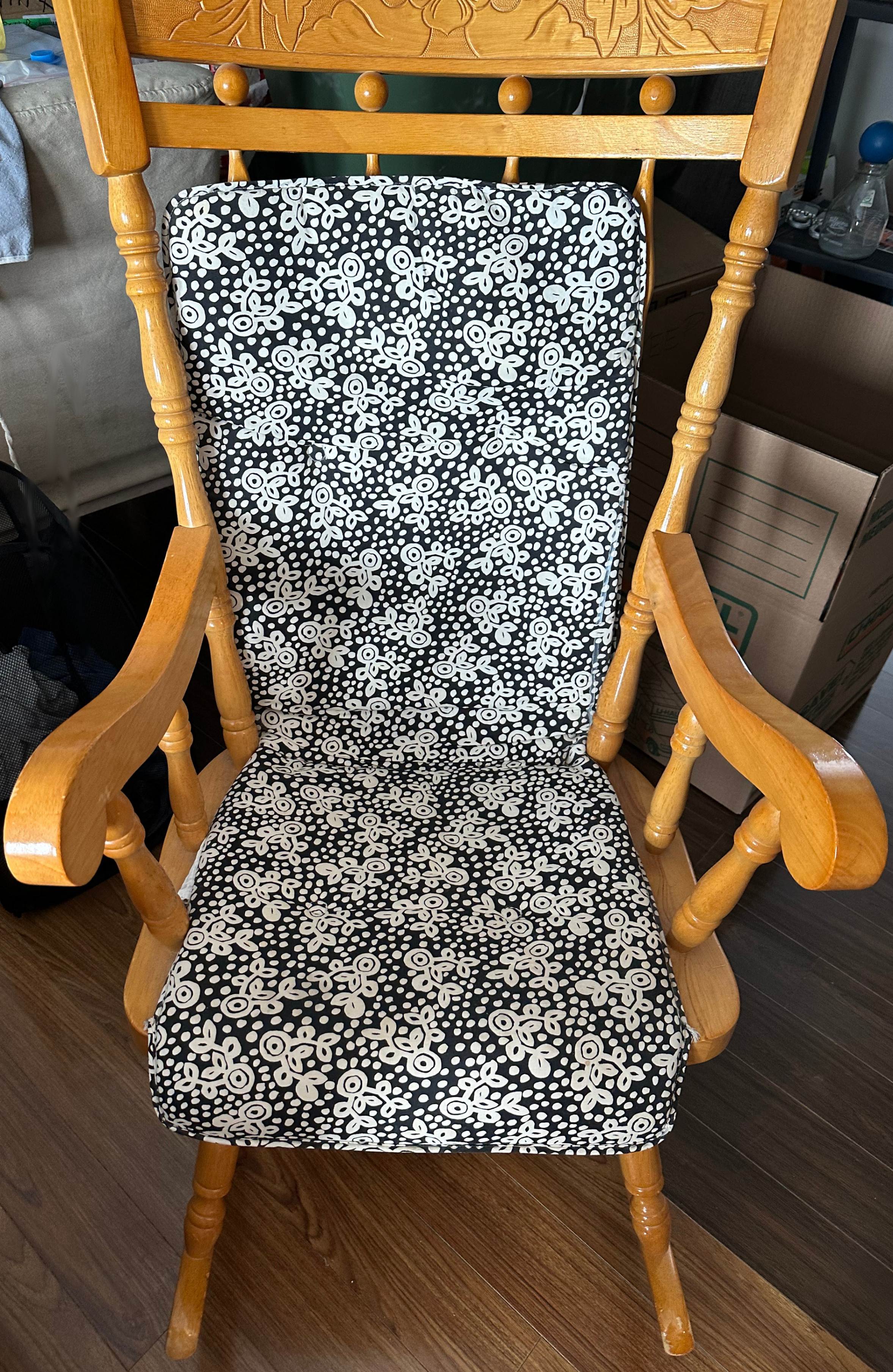 Wooden Rocking Chair with Cushions - photo 3