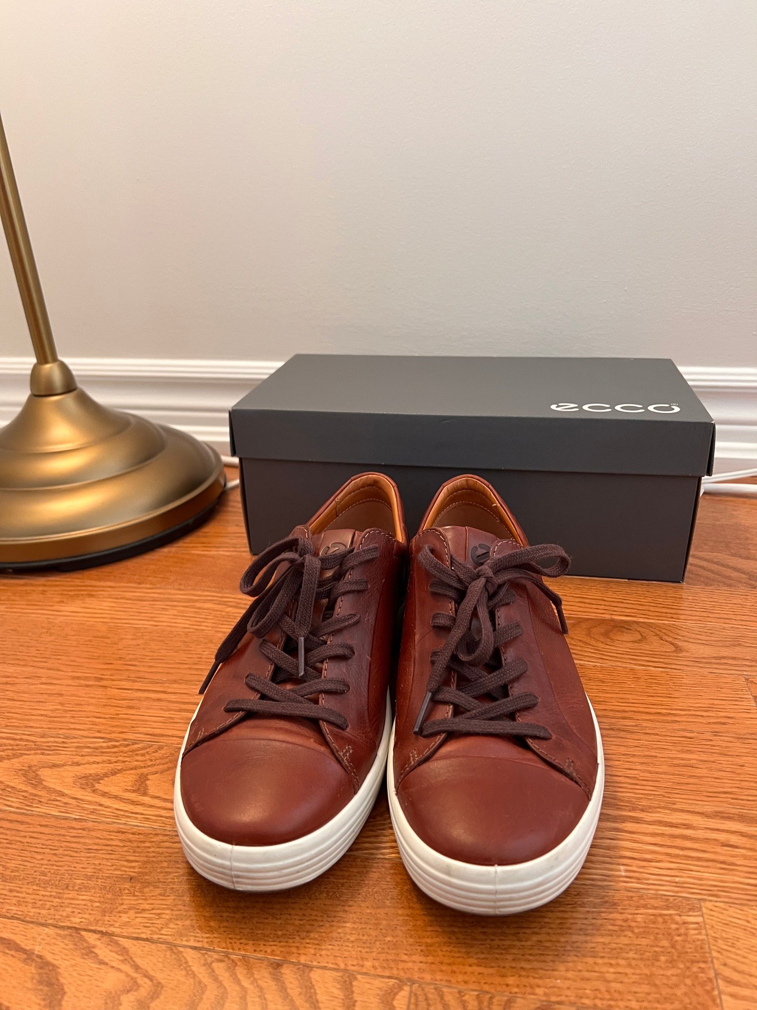 Ecco brown leather sneakers (EU42)