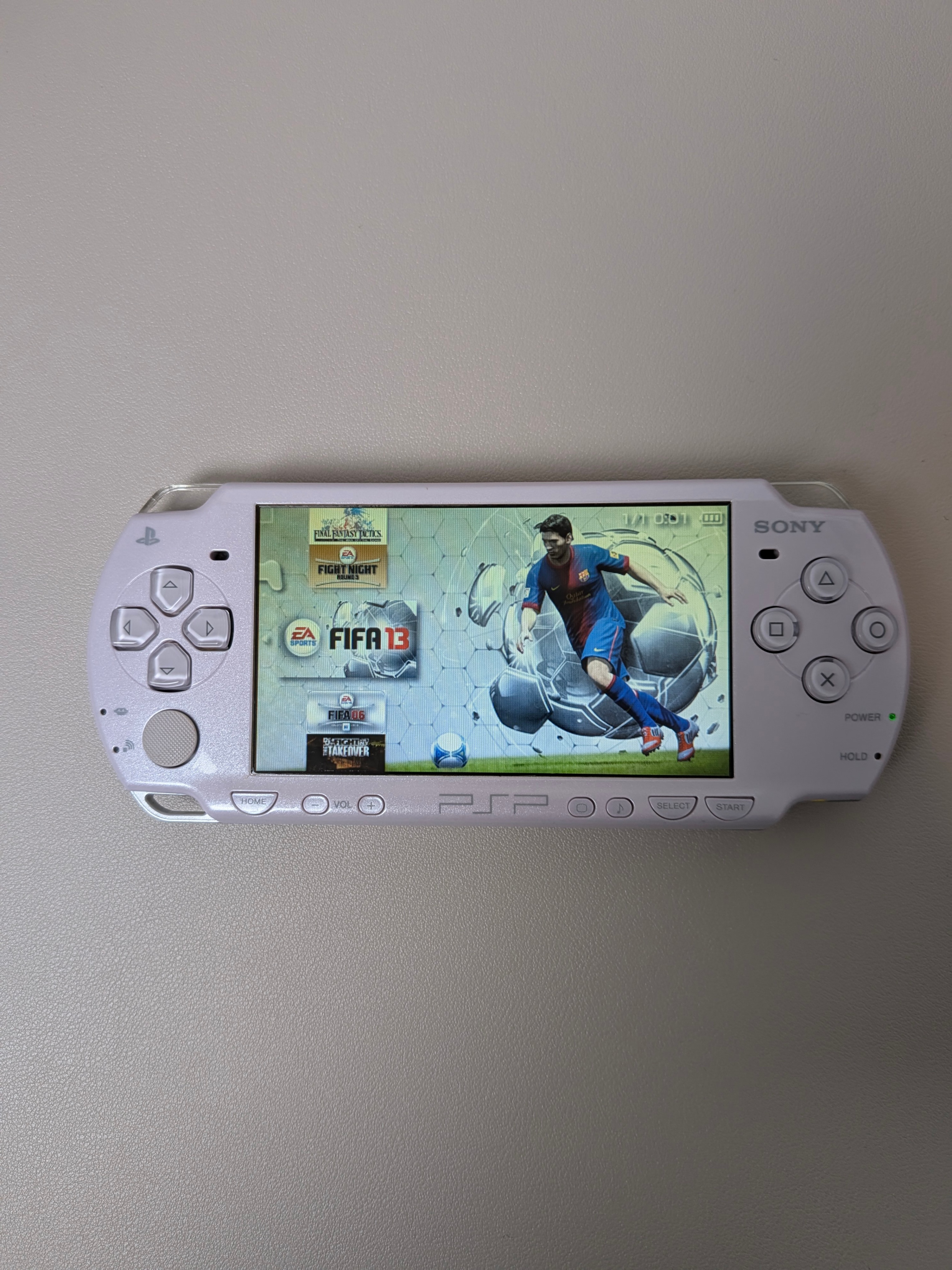 PSP2000 purple modded