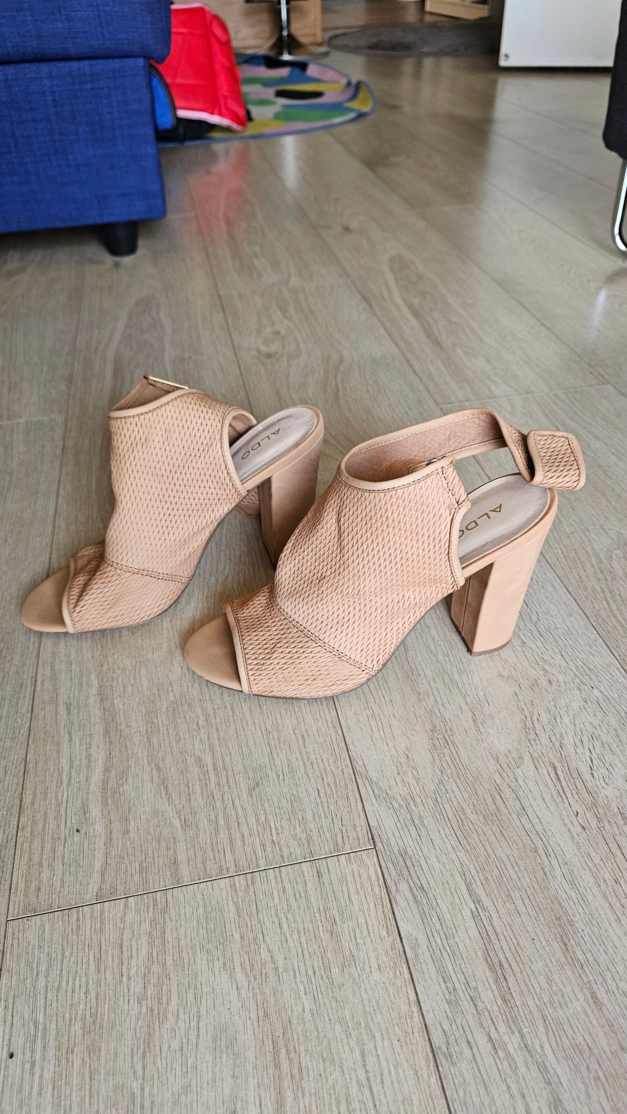 Aldo Beige Heels - Size 11 - photo 3