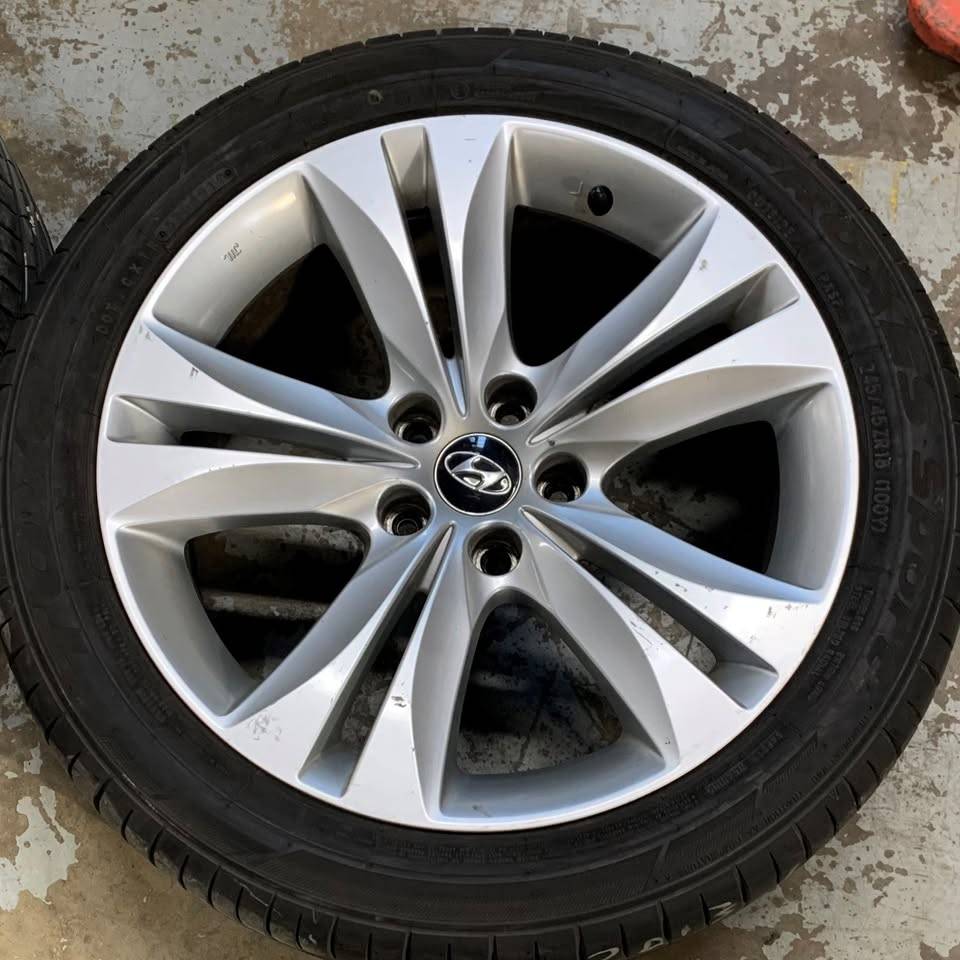 18 INCH HYUNDAI GENESIS WHEEL & TIRE PACKAGE - photo 5