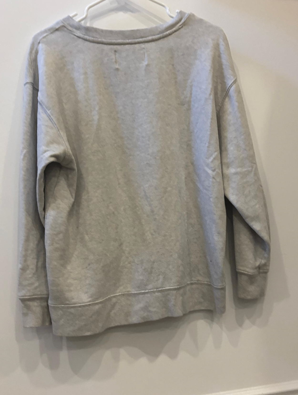 White Calvin Klein sweatshirt 🤍👕 - photo 2
