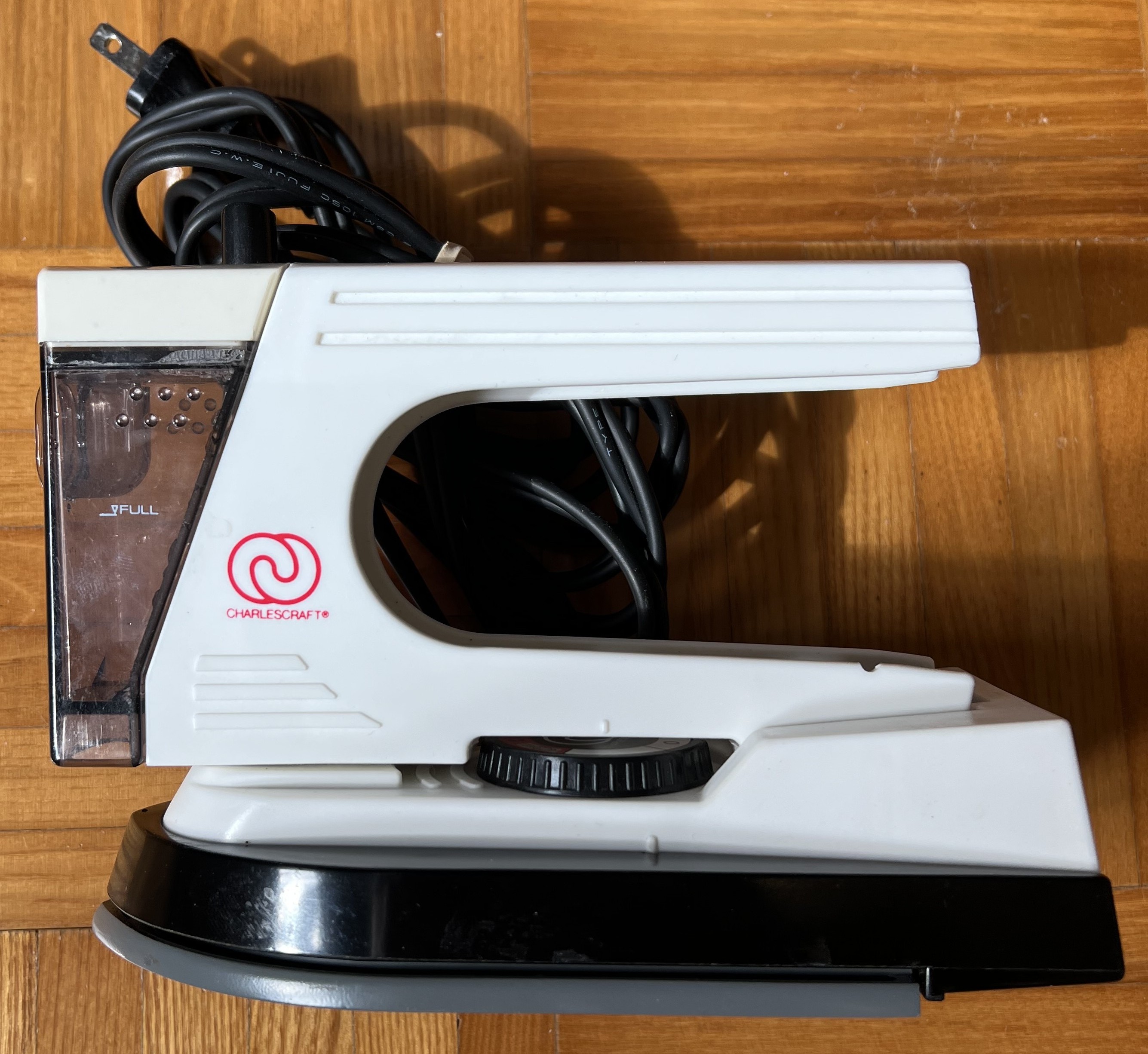 CharlesCraft Travel Steam Iron - photo 3