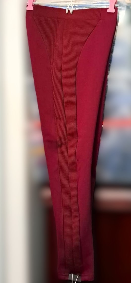 Reitmans Hyba Sculptor Active Dress Pants Burgundy Moto Design