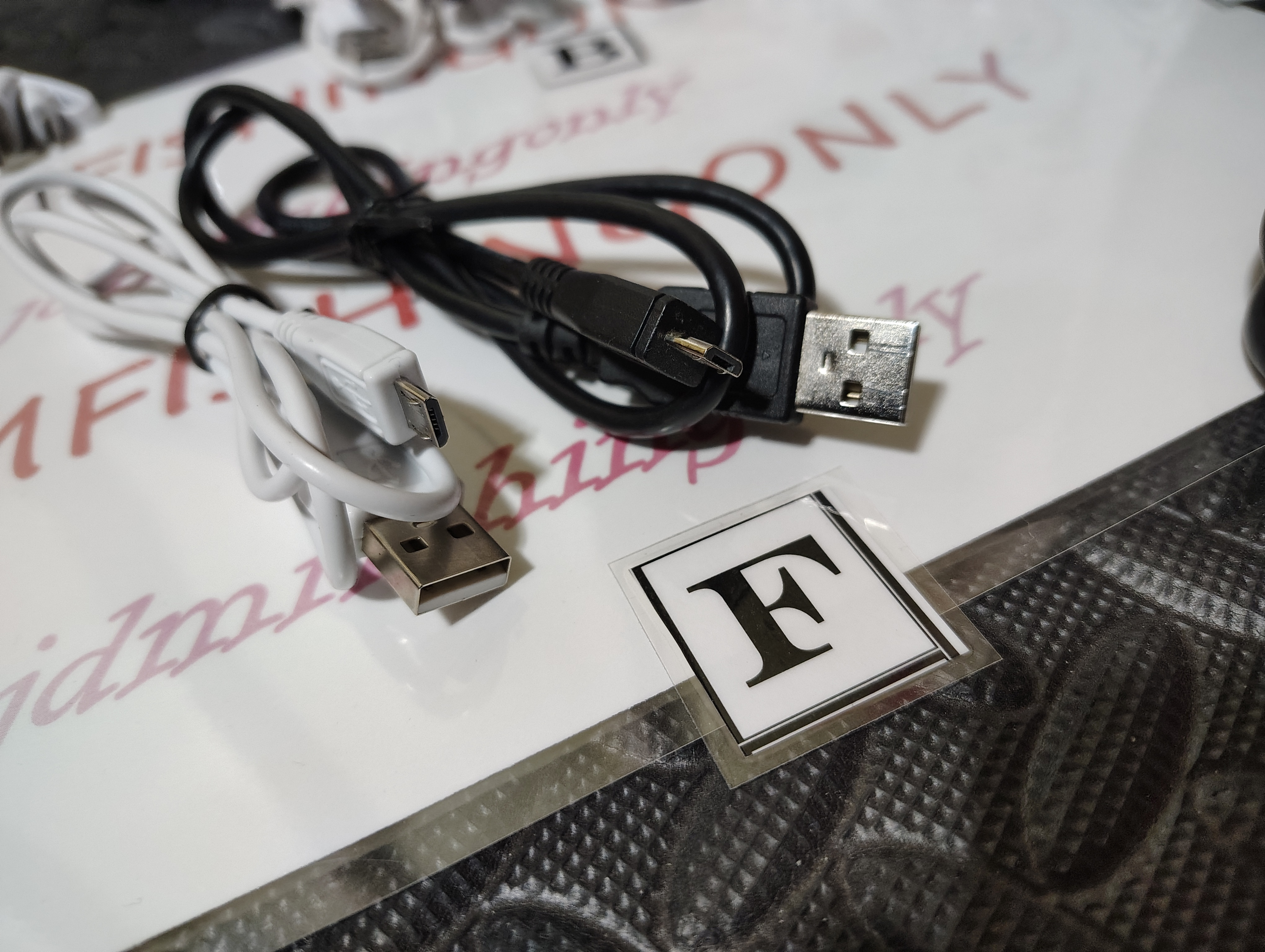 Various Priced MINT Assorted USB Charging Cables - photo 2