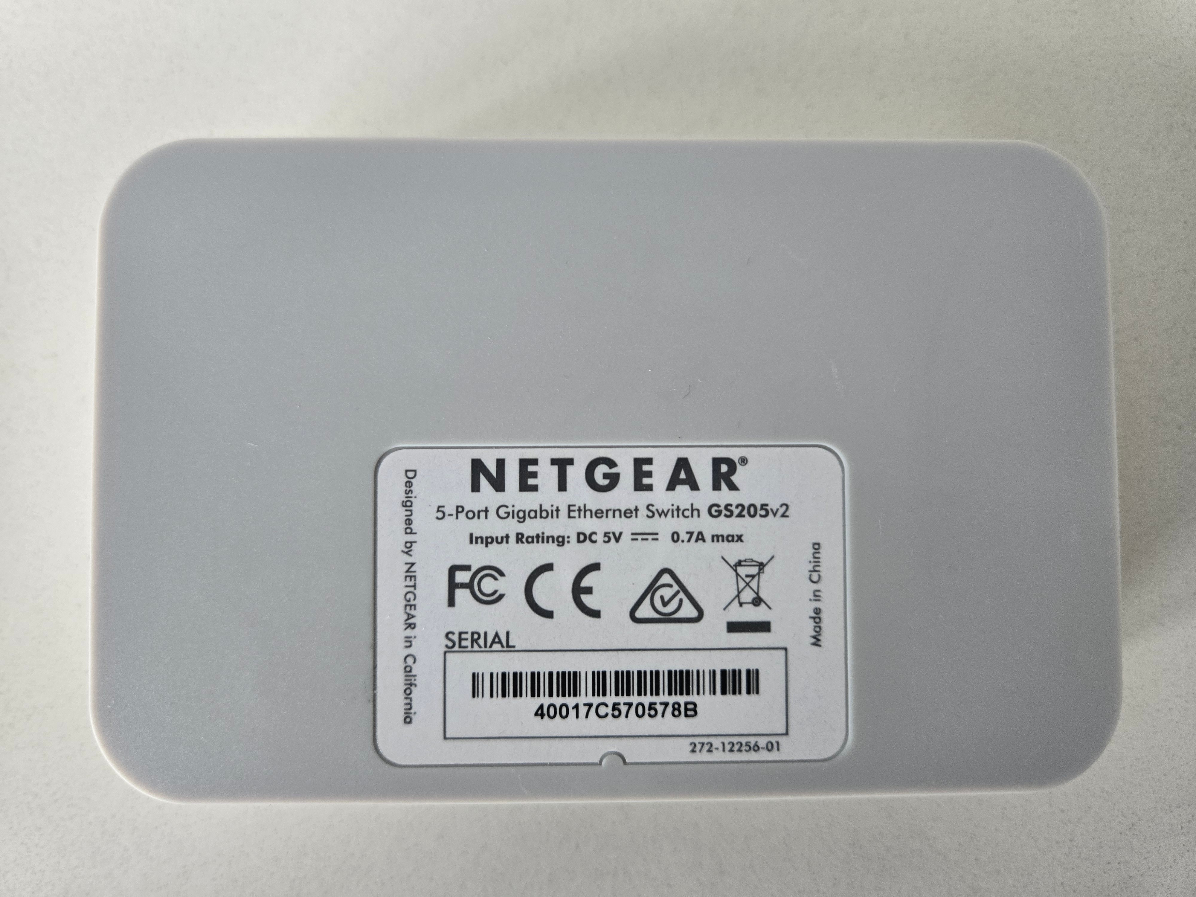 Netgear 5-Port Gigabit Ethernet Switch GS205 - photo 5
