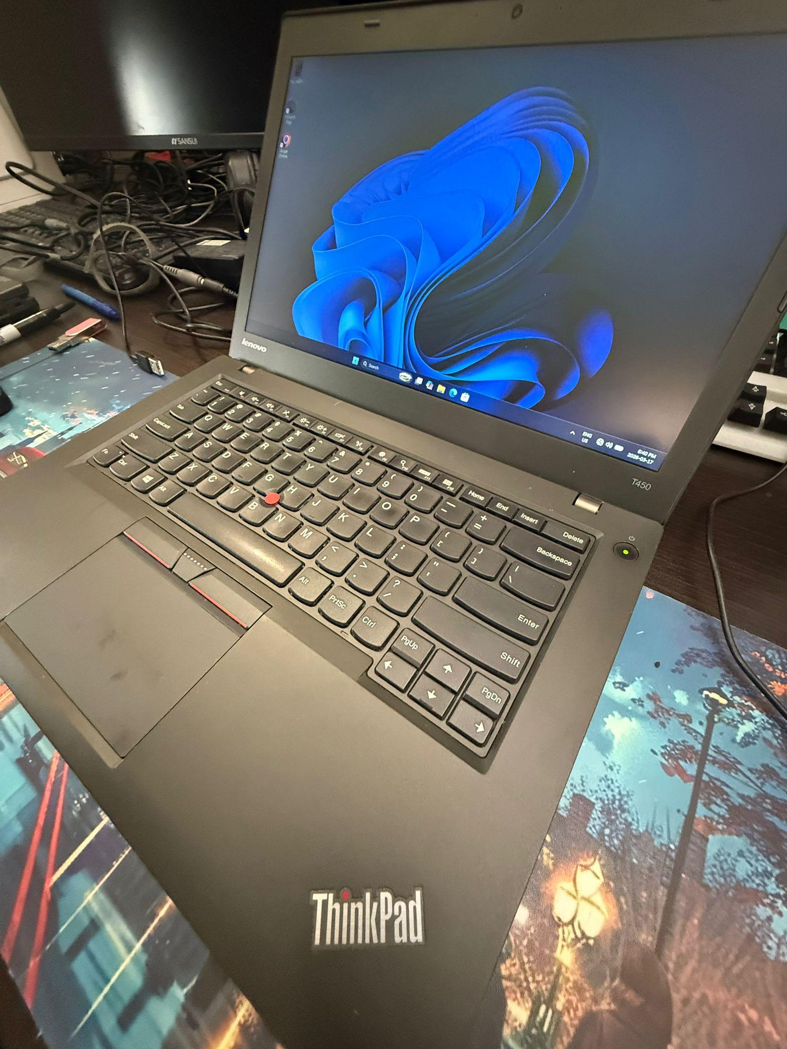 Lenovo Laptop - photo 2