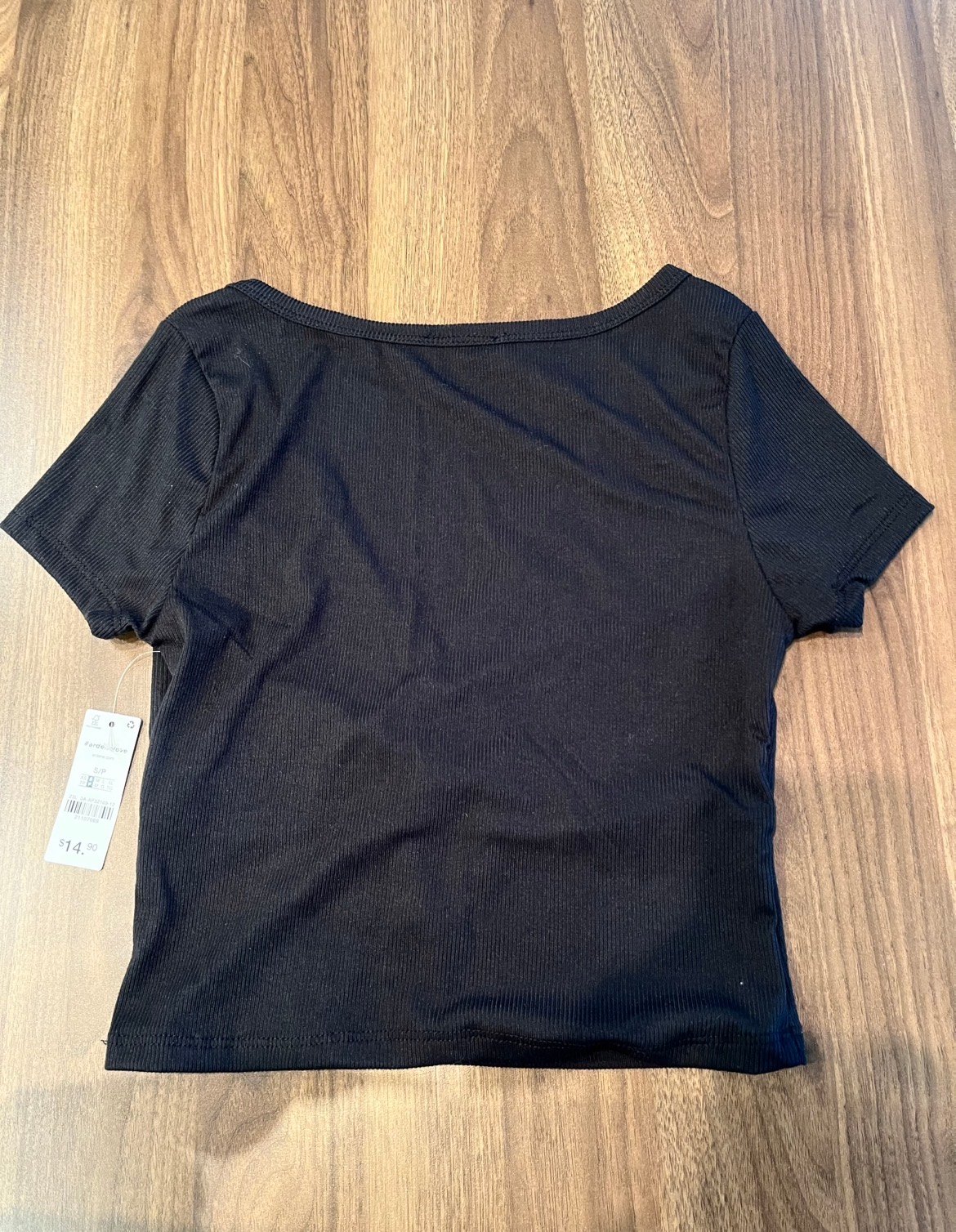 [NEW] Black Women’s V-Cut Cropped T-Shirt - photo 2