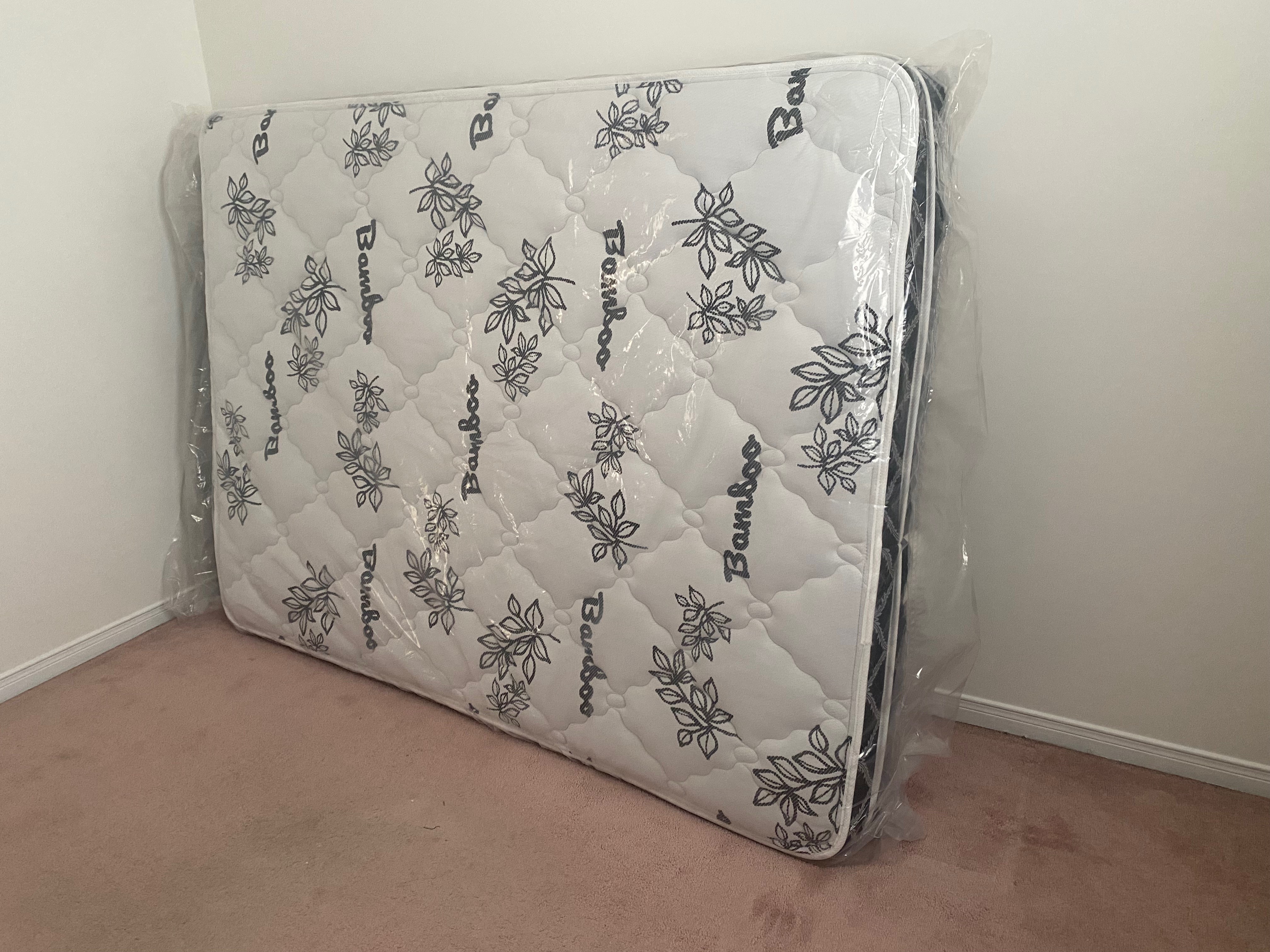 🛏️ Premium Mattresses & Box Springs for Sale! $90 - photo 4