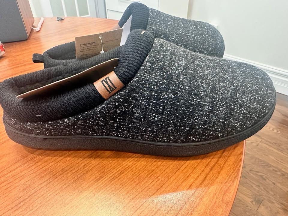 (US 10-11) MERRIMAC Men's Slip-on Slippers Comfy Memory Foam - photo 3