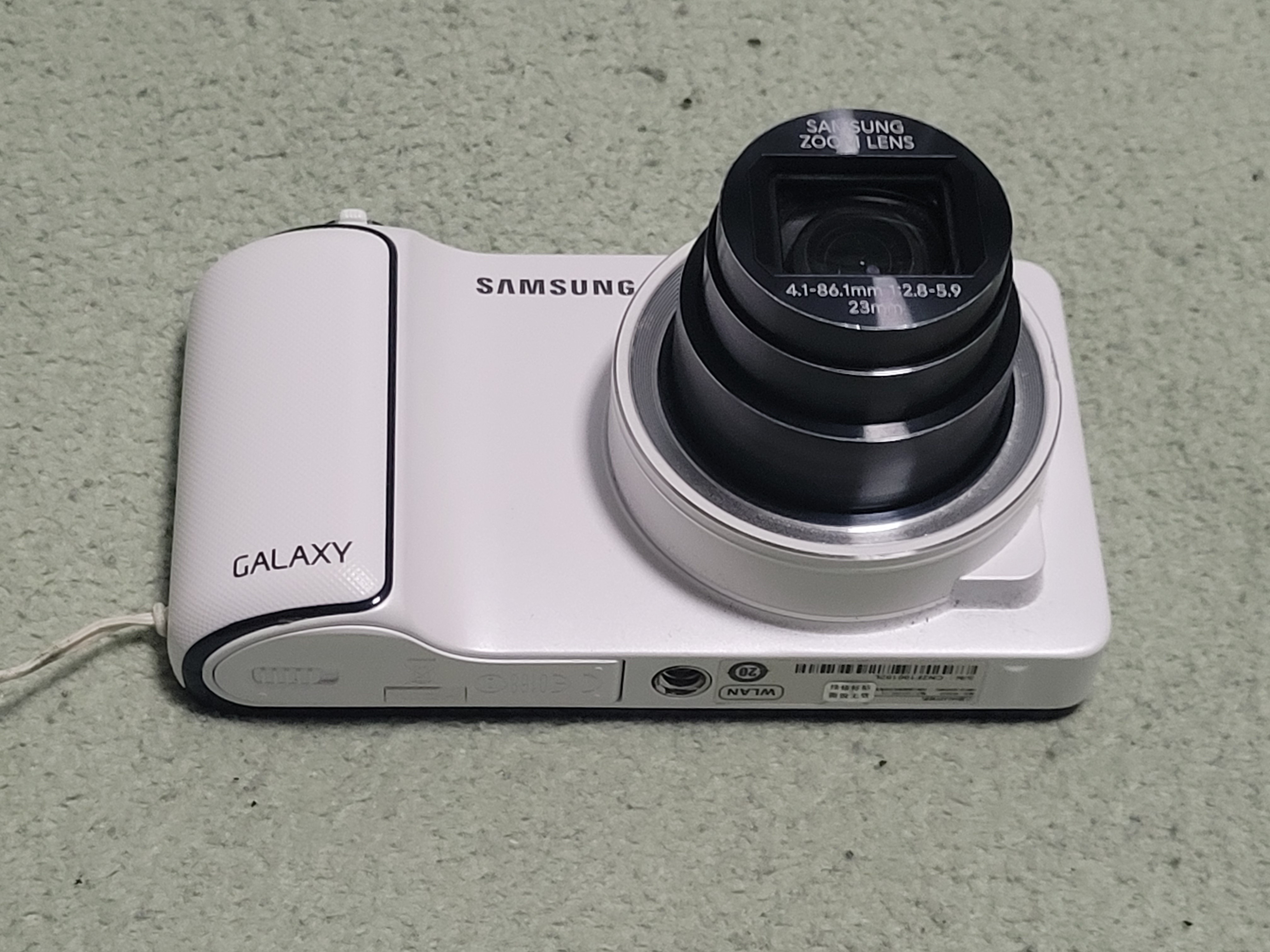 Samsung GC110 Galaxy Digital Camera - White - photo 4