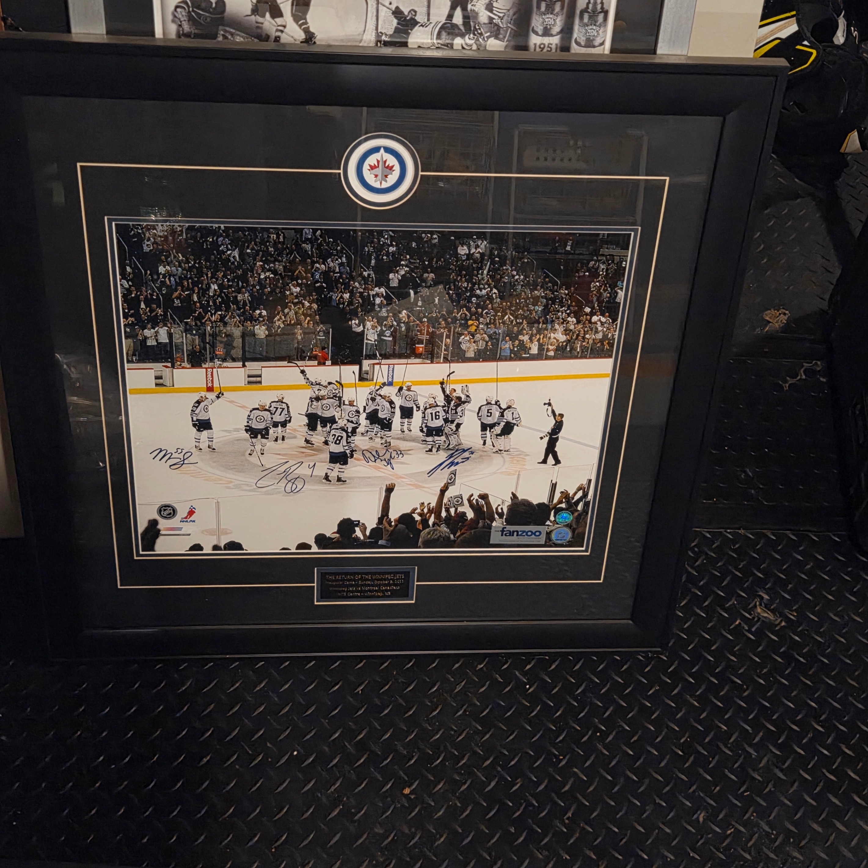 Winnipeg Jets welcome back Memorabilia - photo 5