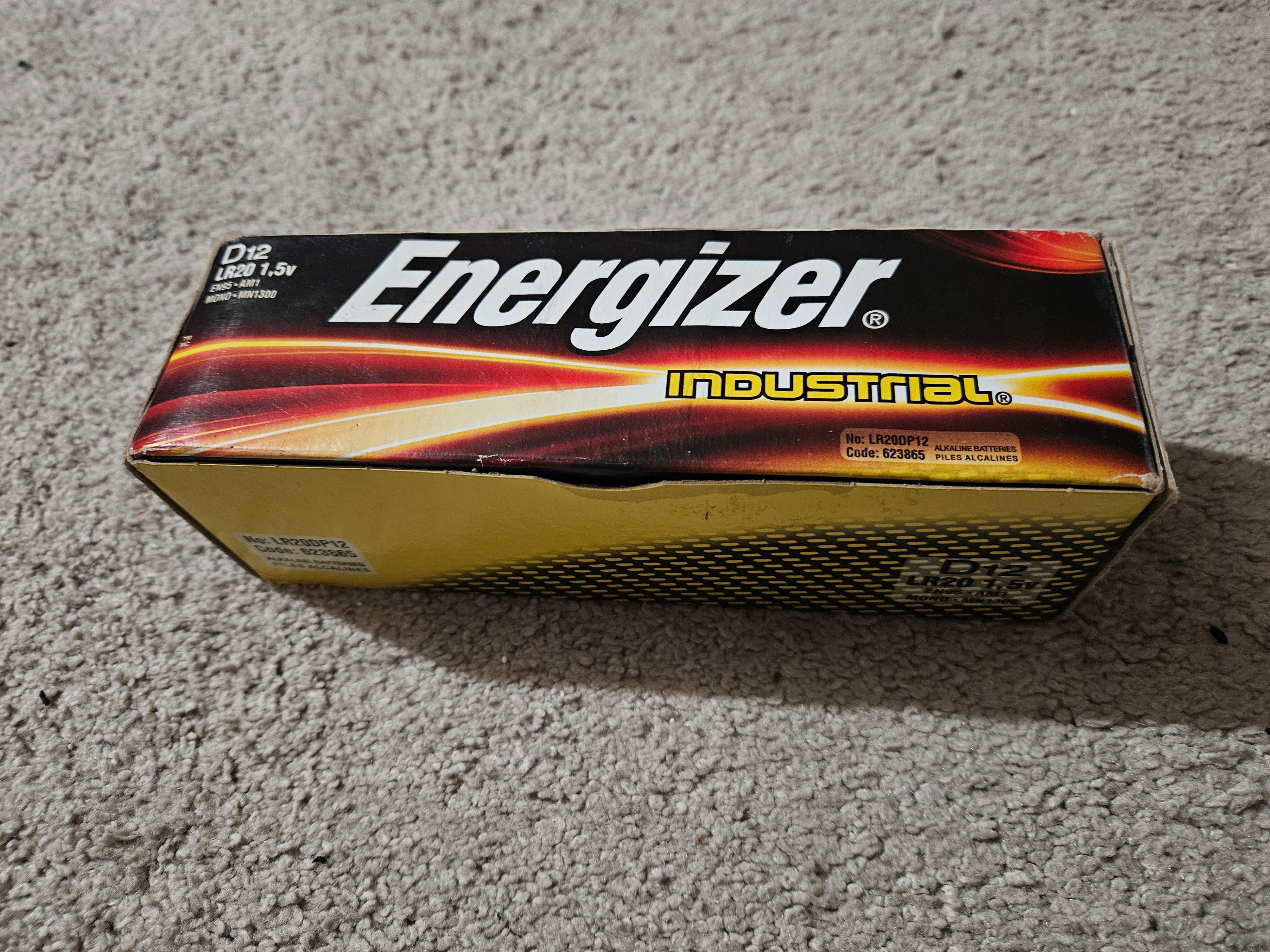 NEW 12-Pack Energizer Industrial D Alkaline Batteries EN95/LR20)