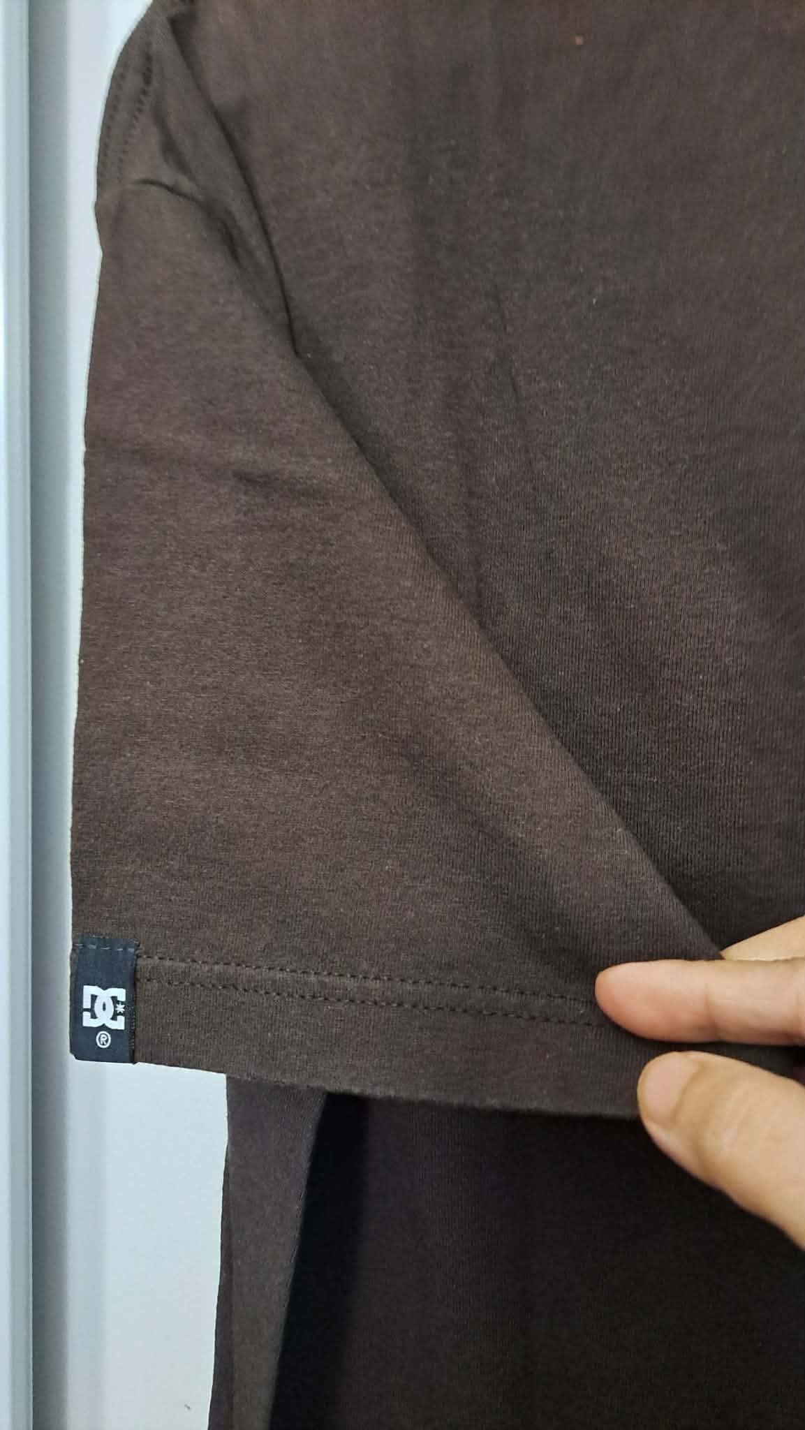 Rare Vtg Y2K DC SHOES Monogram Logo Skater Men's Tee - photo 2