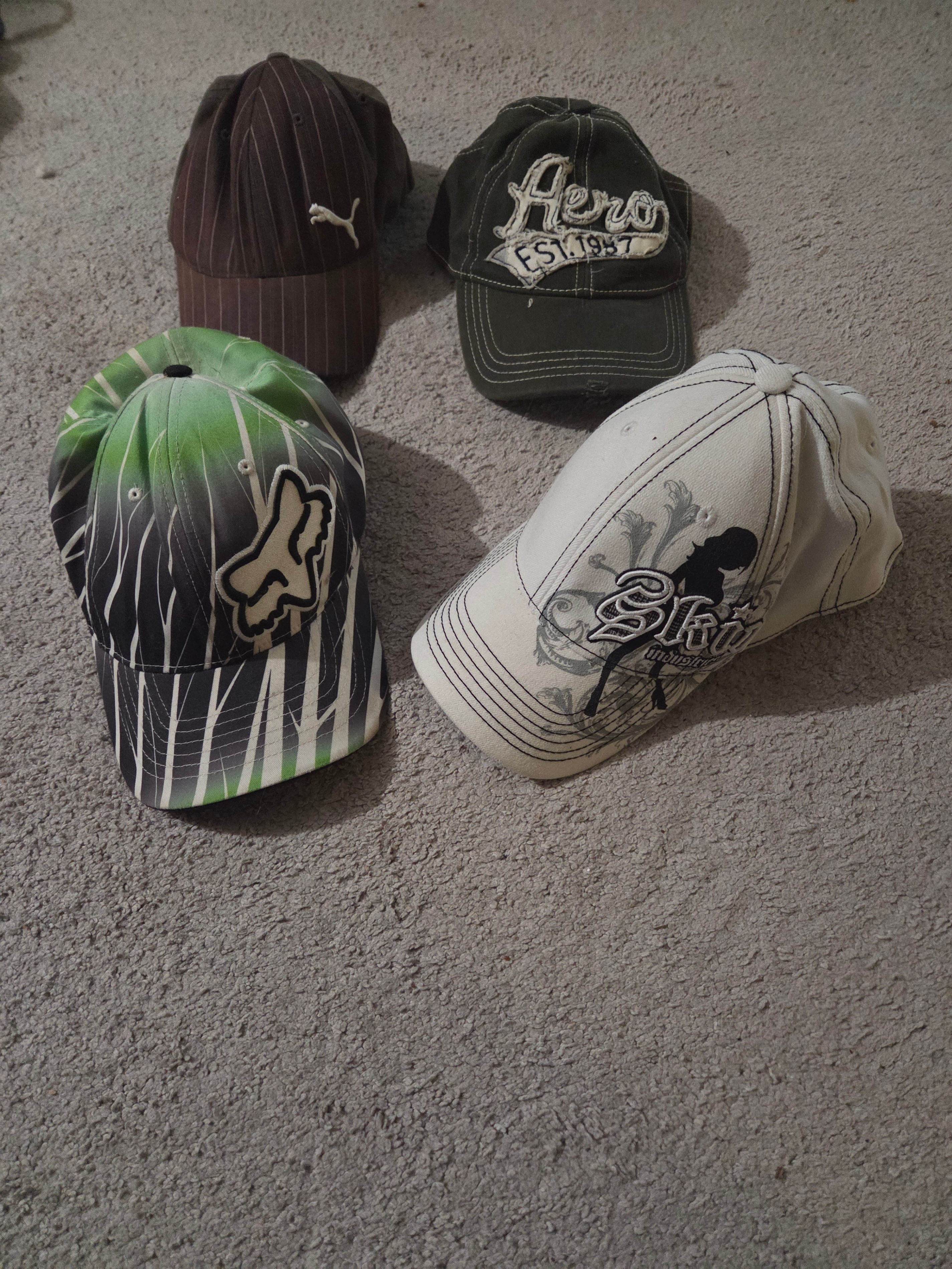 4 Branded & Flexfit Caps - Puma, Skin Industries, Neon+ (L-New)