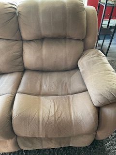 Microsuede recliner couch - photo 4
