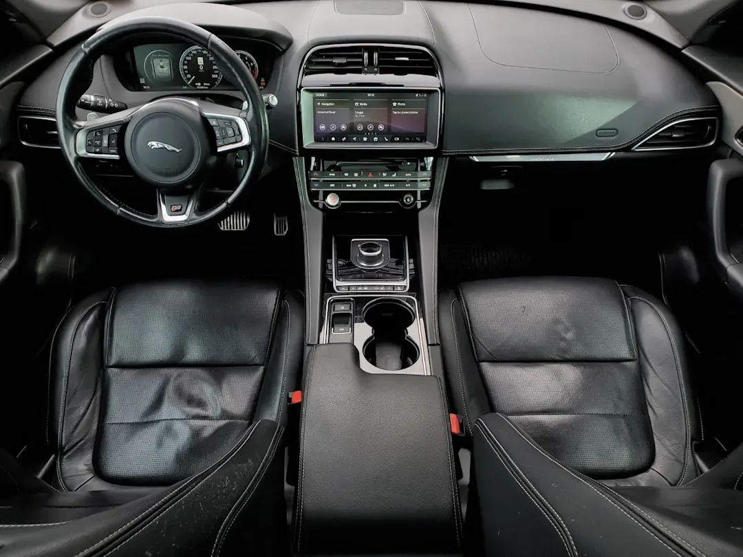 2017 Jaguar F-Pace - photo 5