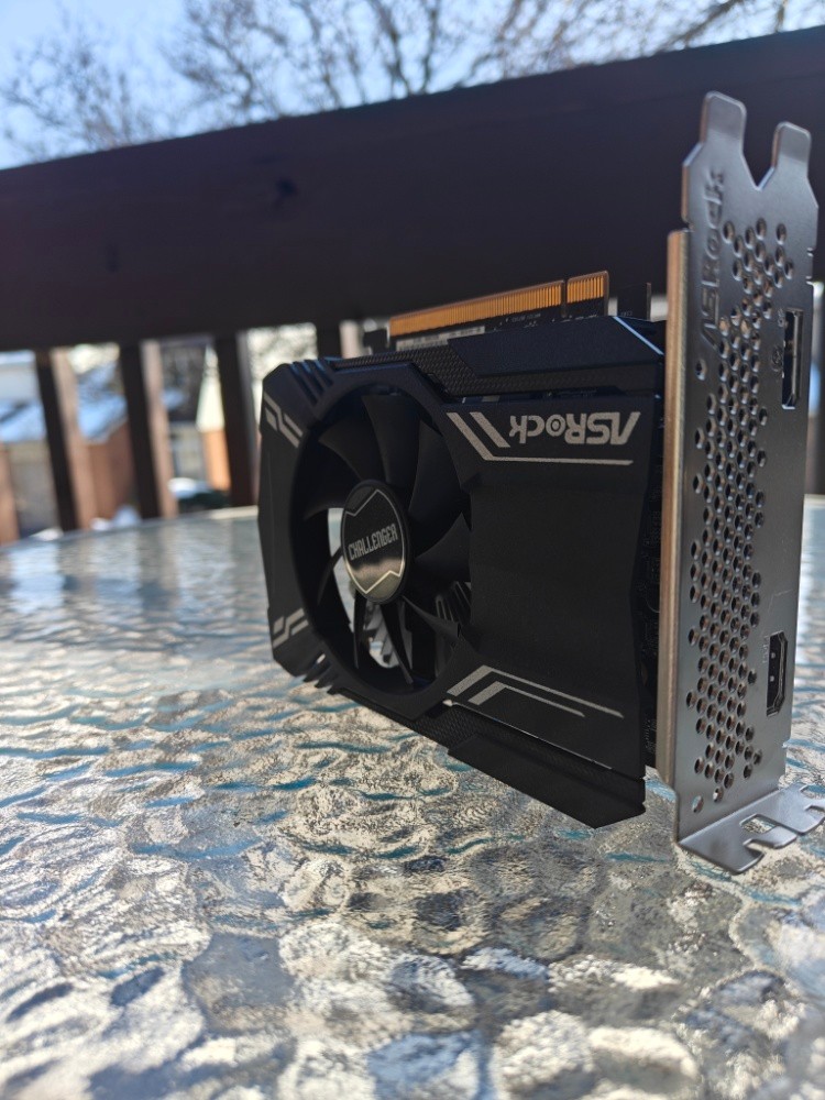 Radeon RX 6400 ASRock Challenger ITX 4GB (Like New)
