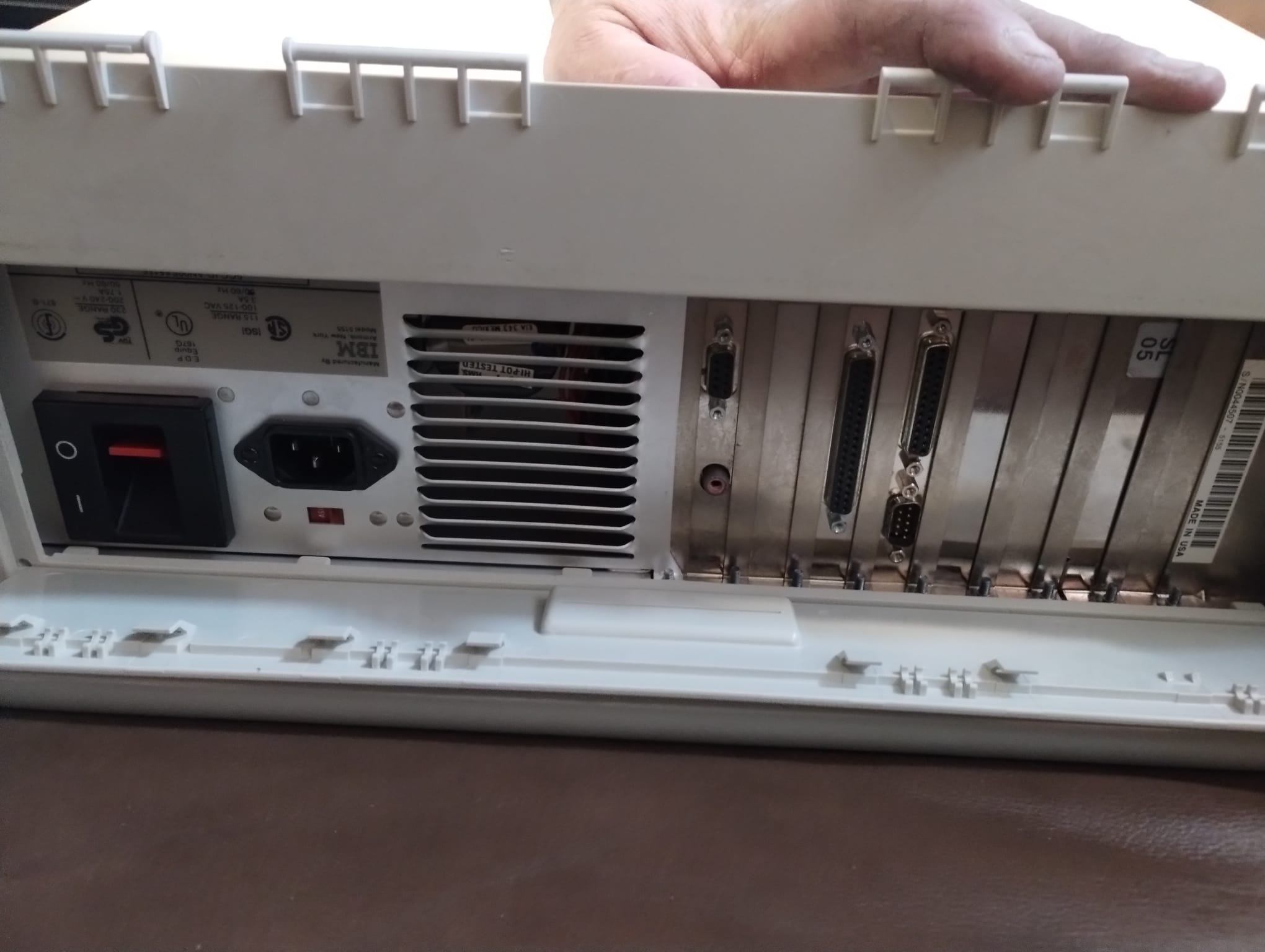 1980's IBM Portable Personal Computer Model 5155 Made in USA - photo 3