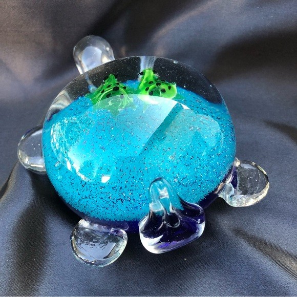 Hand Blown Glass Turtle Paperweight With Babies Inside - photo 3