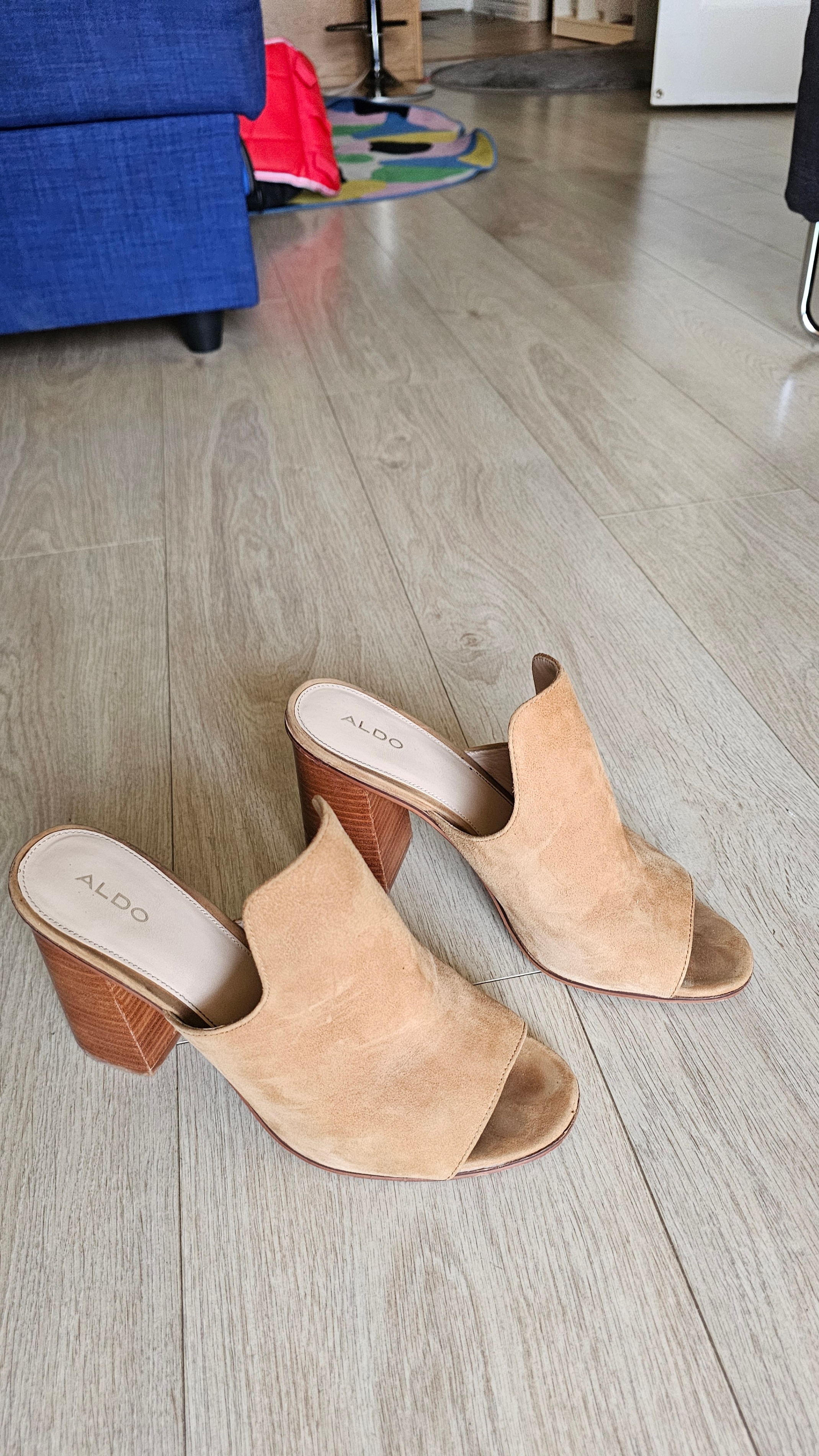 Aldo Suede Heeled Mules Size 11 - photo 2