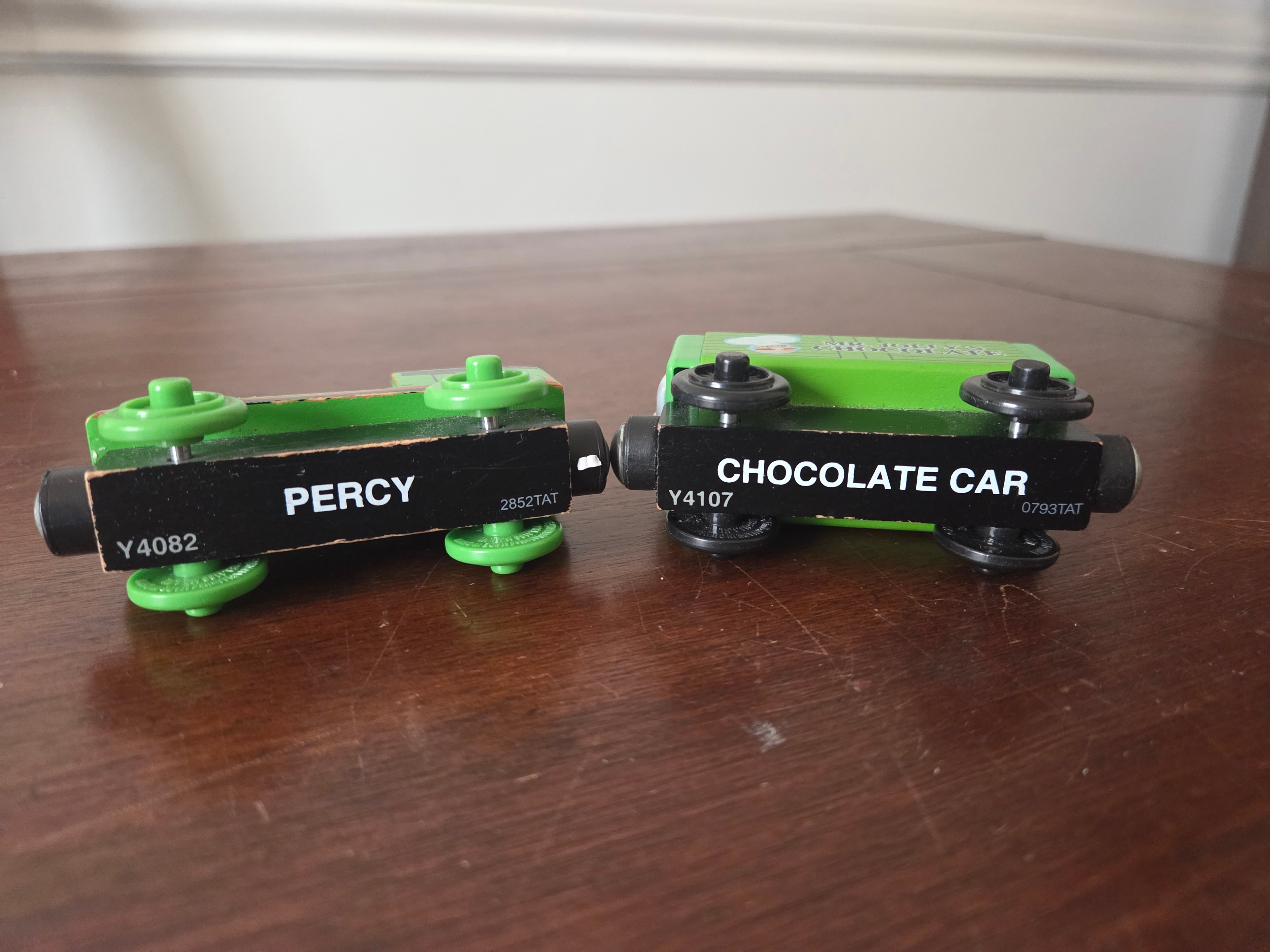 Percy with Chocolate Car from Thomas & Friends - photo 3